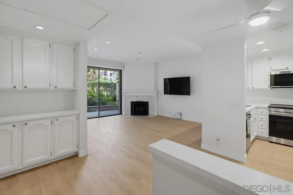 5865 Friars Rd Unit 3104, San Diego, CA 92110 - Photo 3 of 41, San Diego, CA