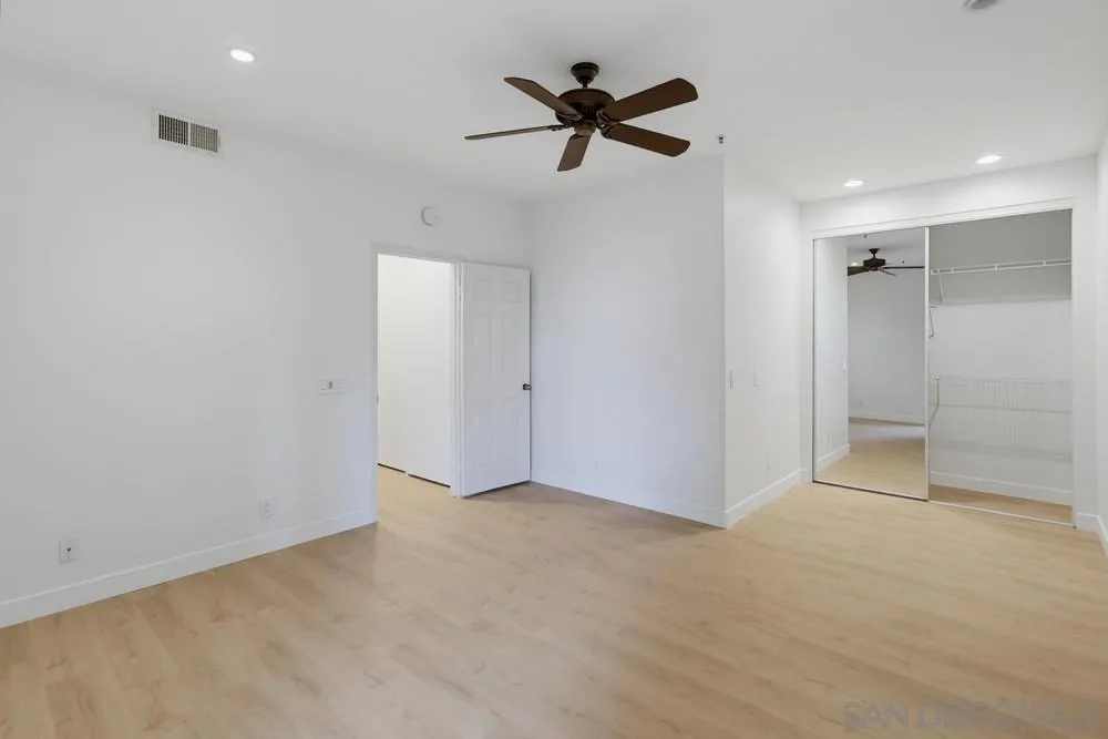 Photo #17: 260018590 Listing: Photo #17