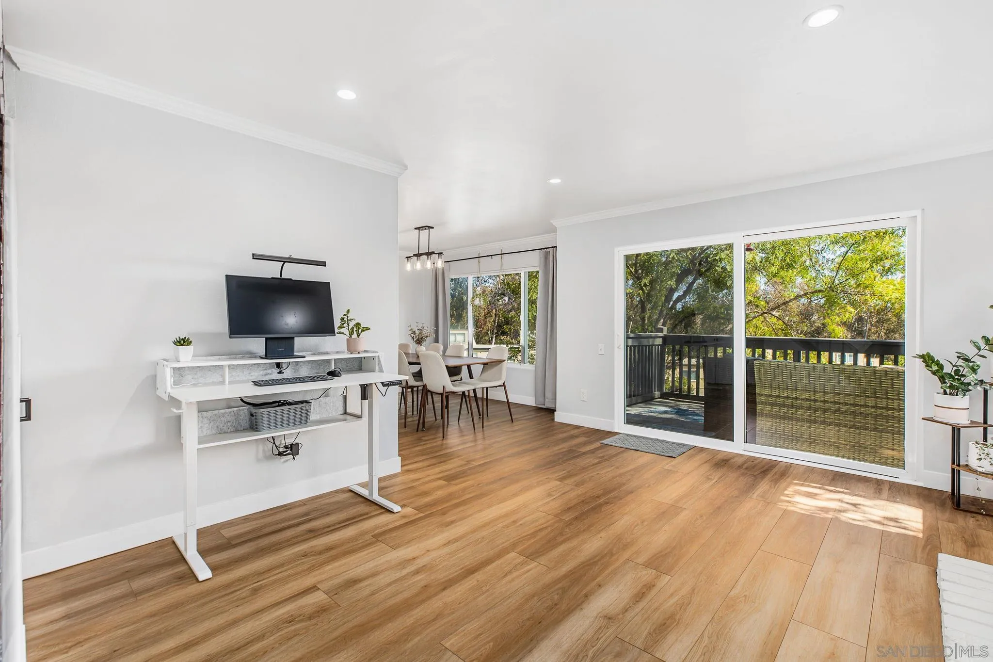 https://cdn.realtyfeed.com/cdn/127/260018591/5fe8a4db3dc92b2608ae611d352b1869.webp