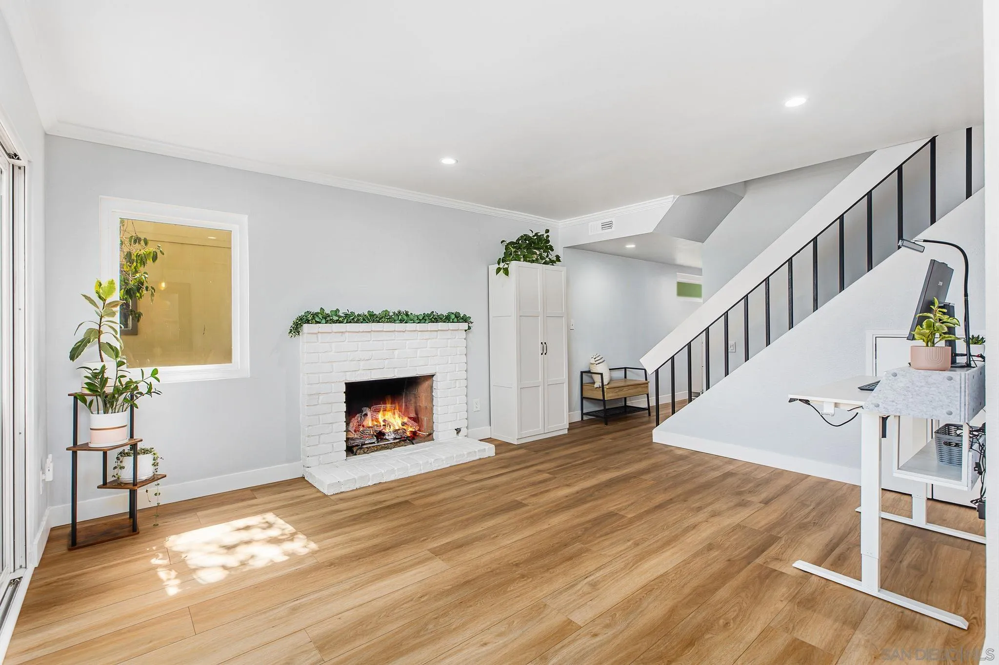 https://cdn.realtyfeed.com/cdn/127/260018591/bf353e3603cee993fcae6df732ec73c1.webp