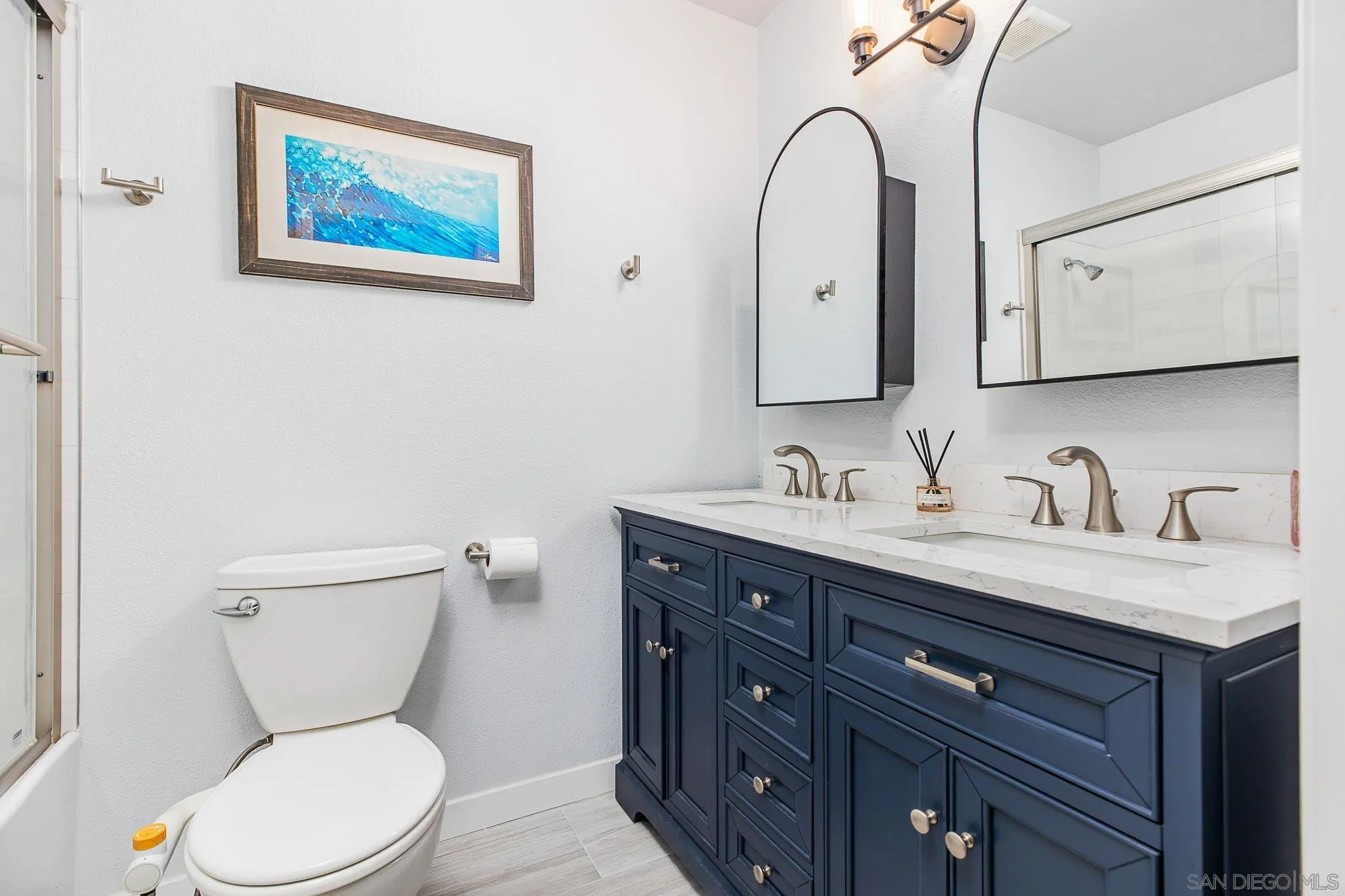 https://cdn.realtyfeed.com/cdn/127/260018591/df3518d2a40474510b61ee7c98cf5398.webp