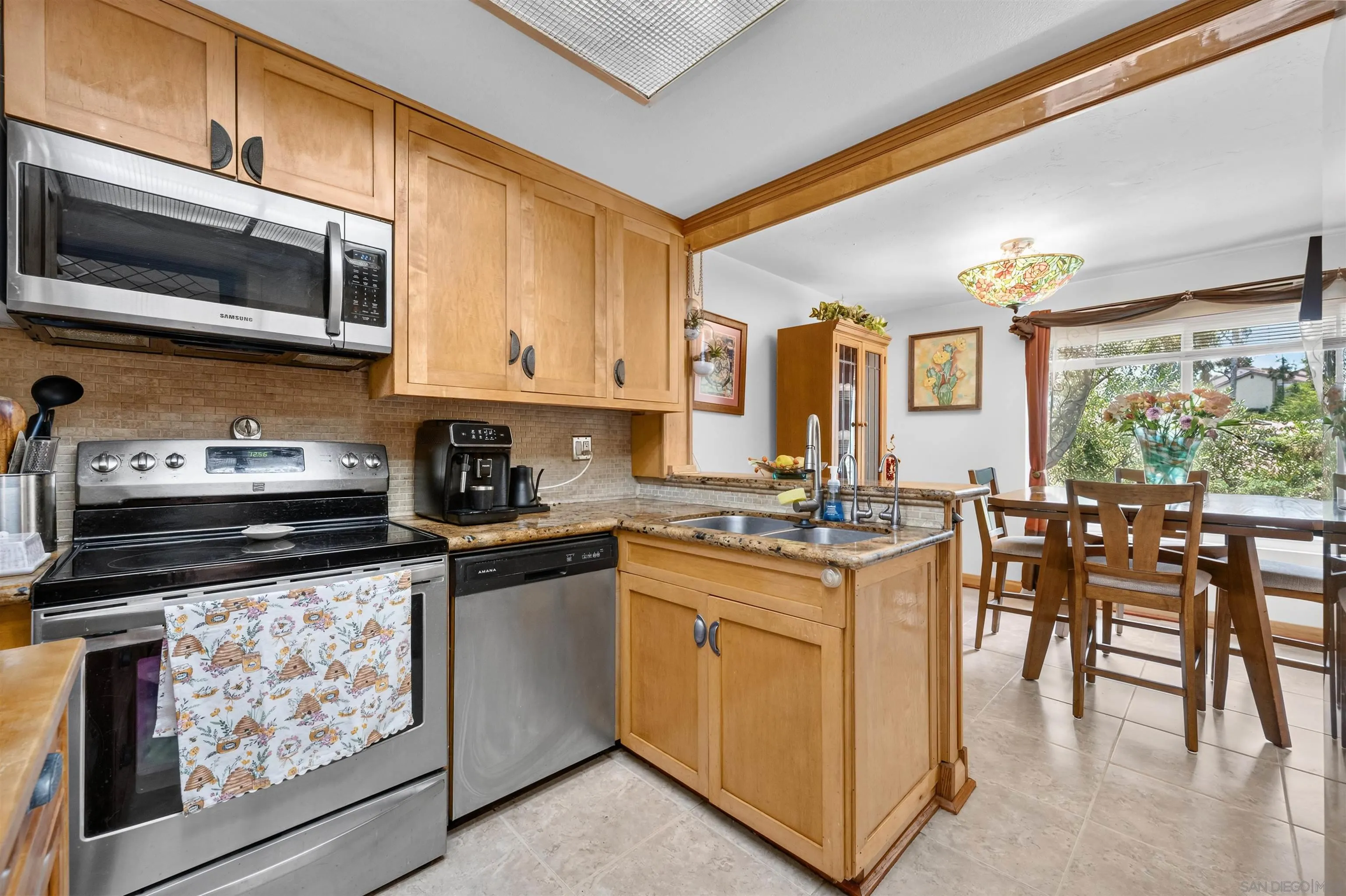 https://cdn.realtyfeed.com/cdn/127/260018596/2eb9d29b0190e16e9887c9e2e94394b8.webp