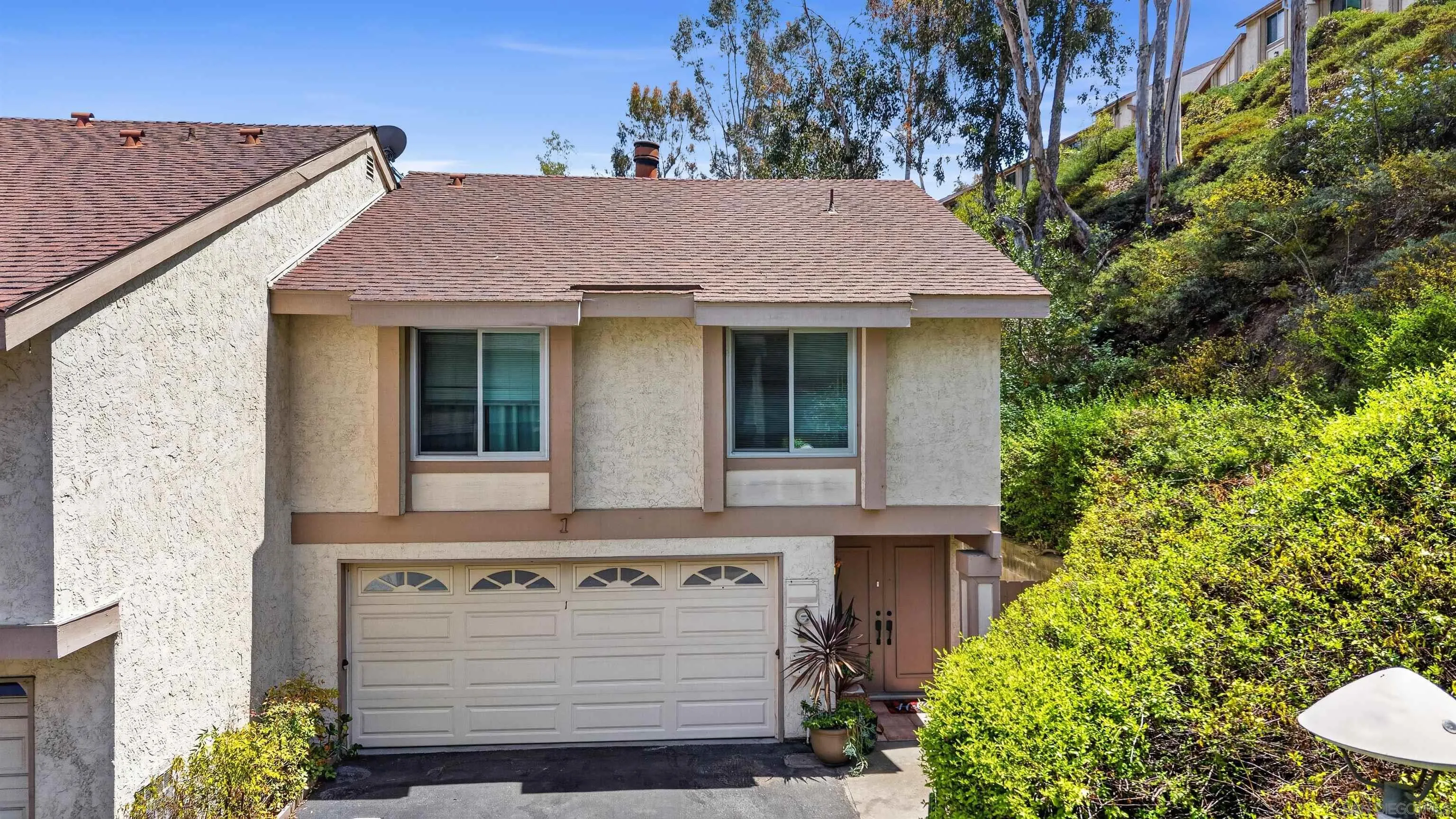 https://cdn.realtyfeed.com/cdn/127/260018596/3c393ffabb7ecccd967937f286dffdac.webp