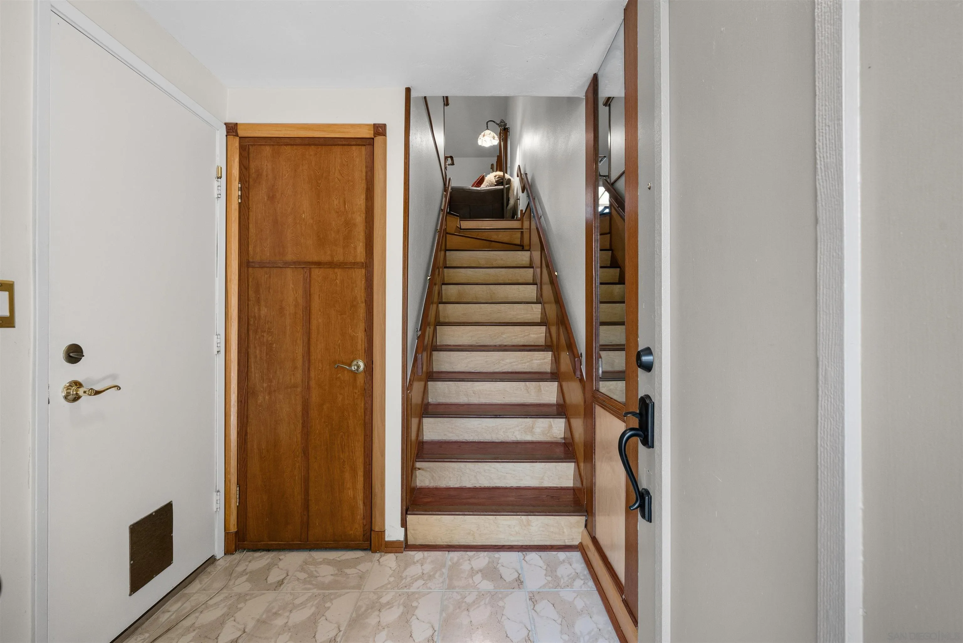 https://cdn.realtyfeed.com/cdn/127/260018596/bb1955ade8f250642ac99d80993745d5.webp