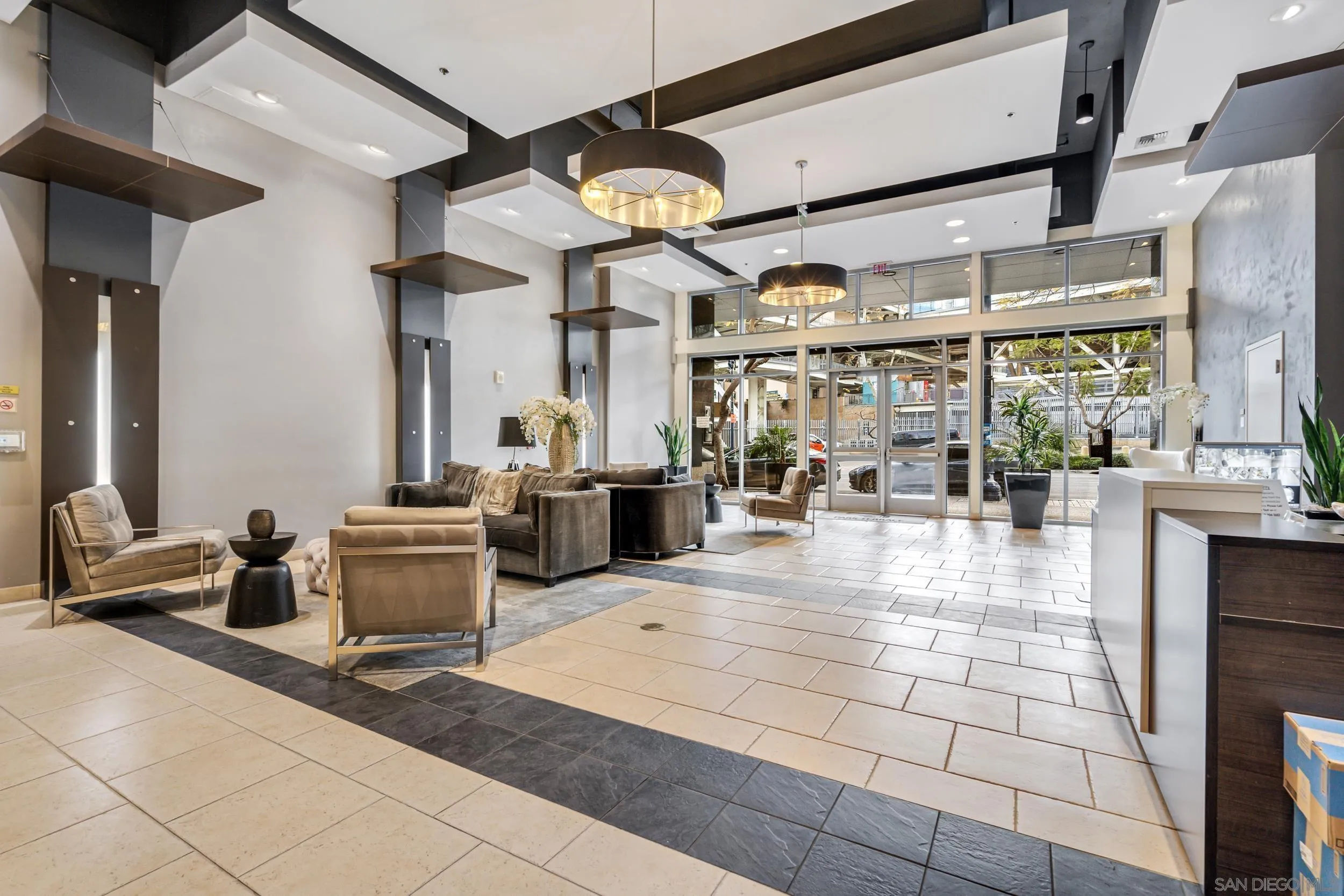 https://cdn.realtyfeed.com/cdn/127/260018598/c7af41712b0fedfc6542bee079cdca9c.webp