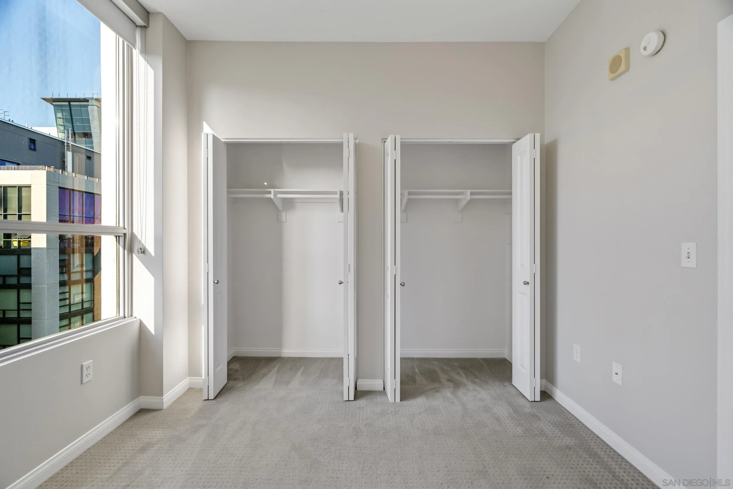 https://cdn.realtyfeed.com/cdn/127/260018598/eca341d277eba6a7db8d76f8b02df479.webp