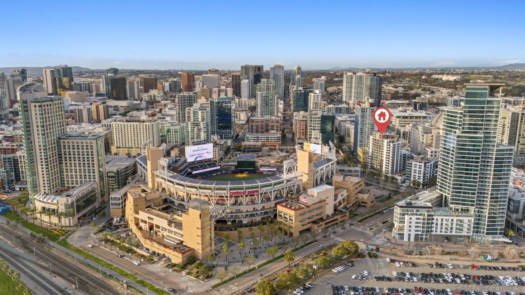 https://cdn.realtyfeed.com/cdn/127/260018598/f831777289064e6d6d37a12d0abbe24b.webp