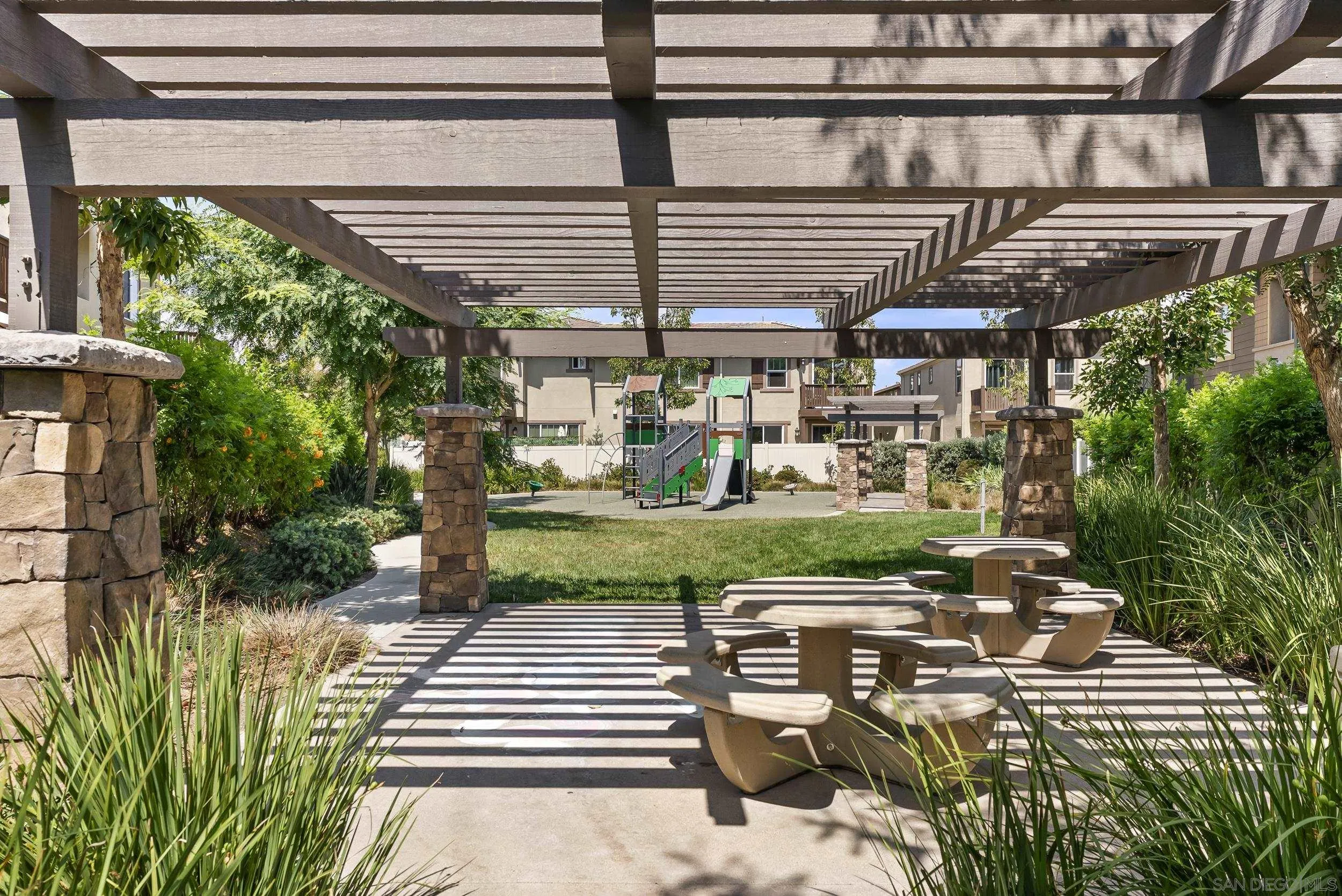 Photo #41: 2600186 Listing: Photo #41