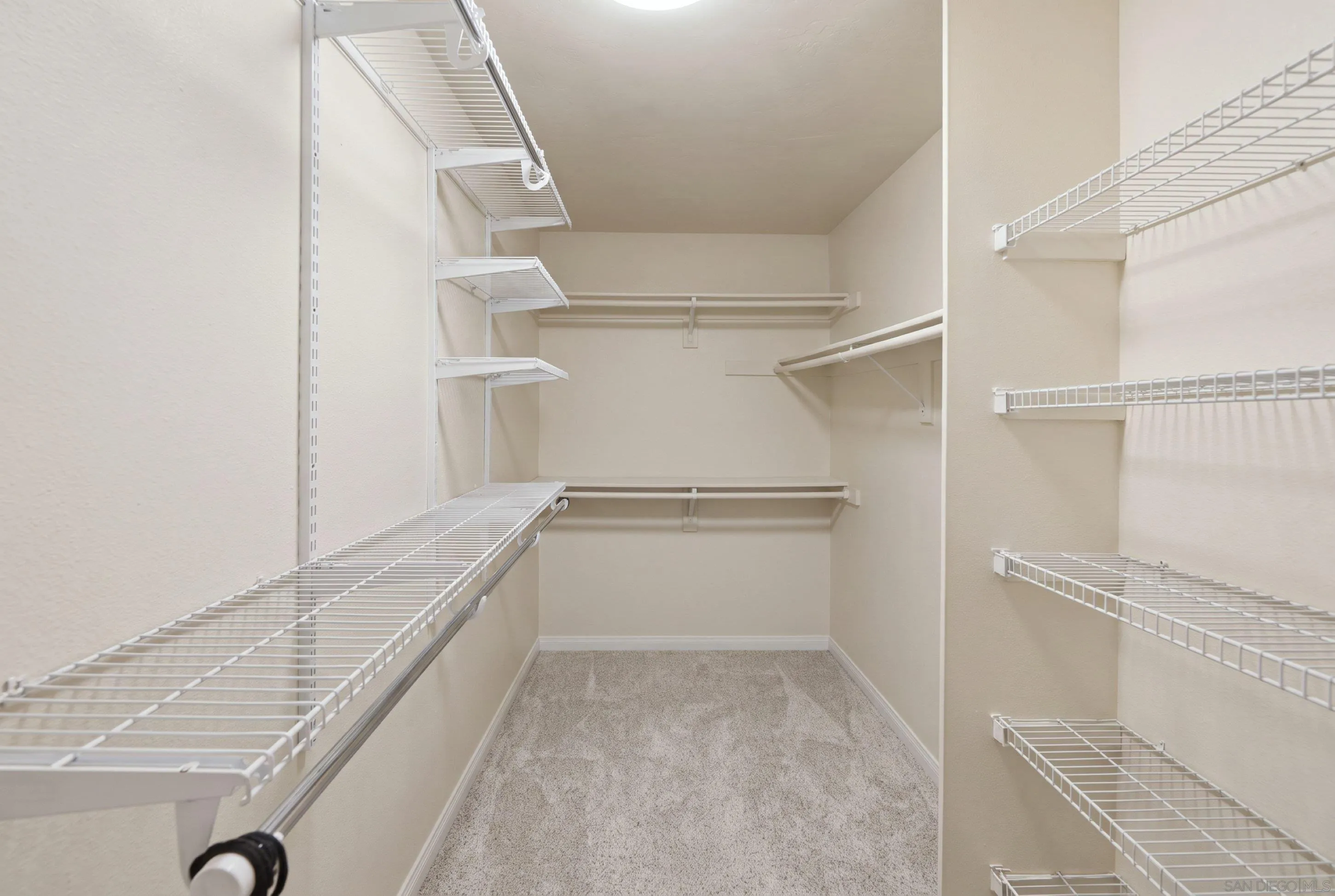 Photo #18: 260018603 Listing: Photo #18