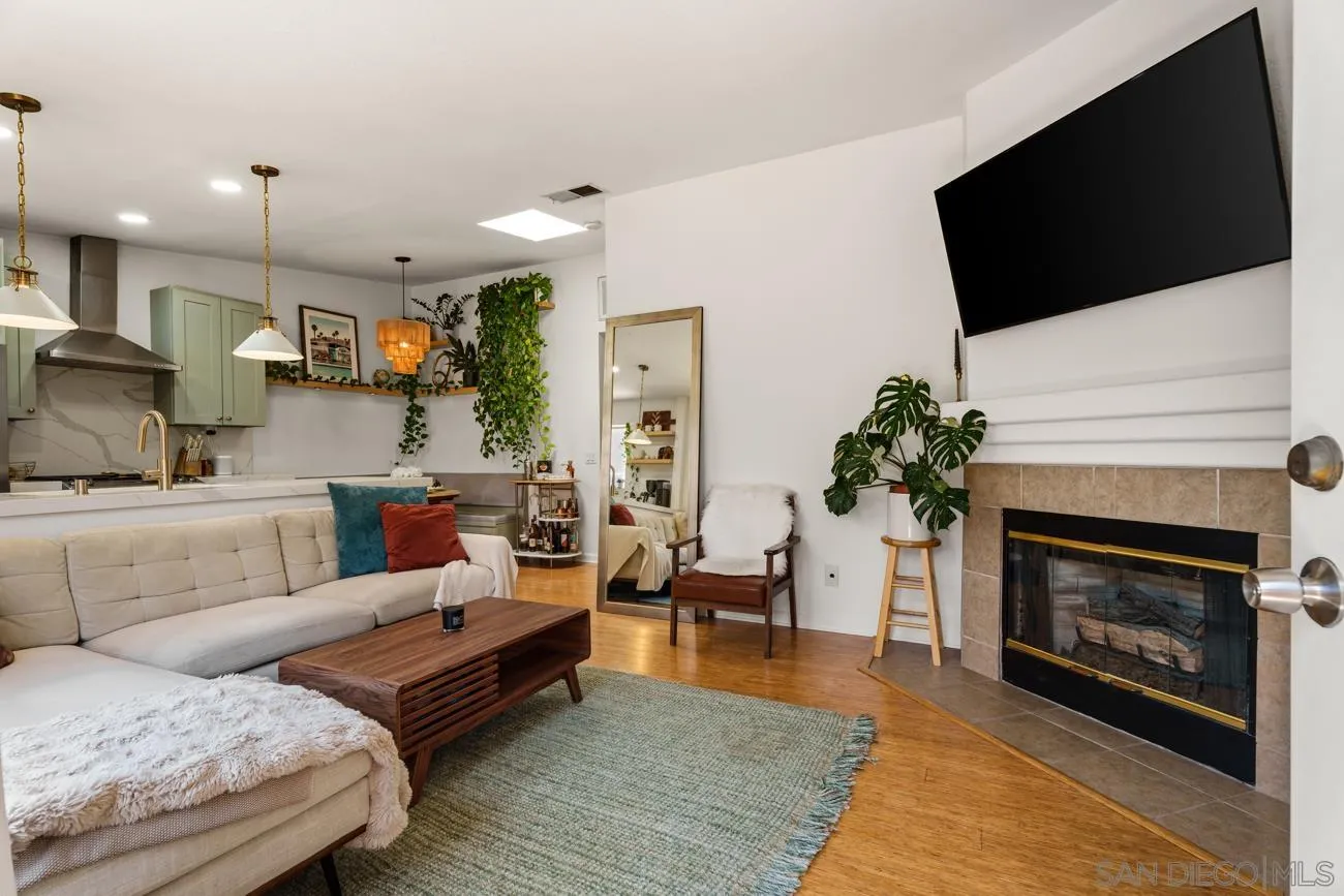 Photo #7: 260018604 Listing: Photo #7