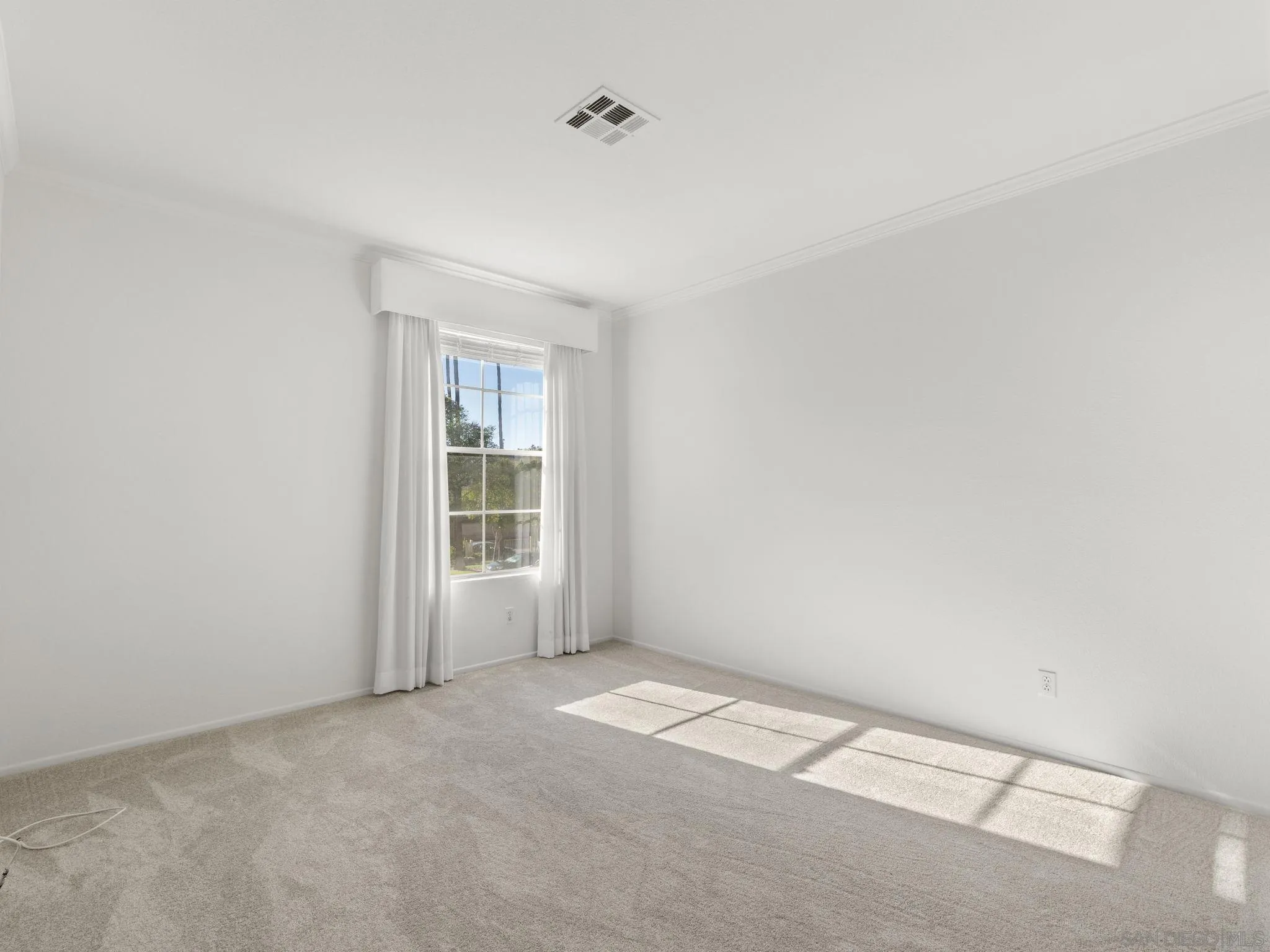 Photo #13: 260018610 Listing: Photo #13