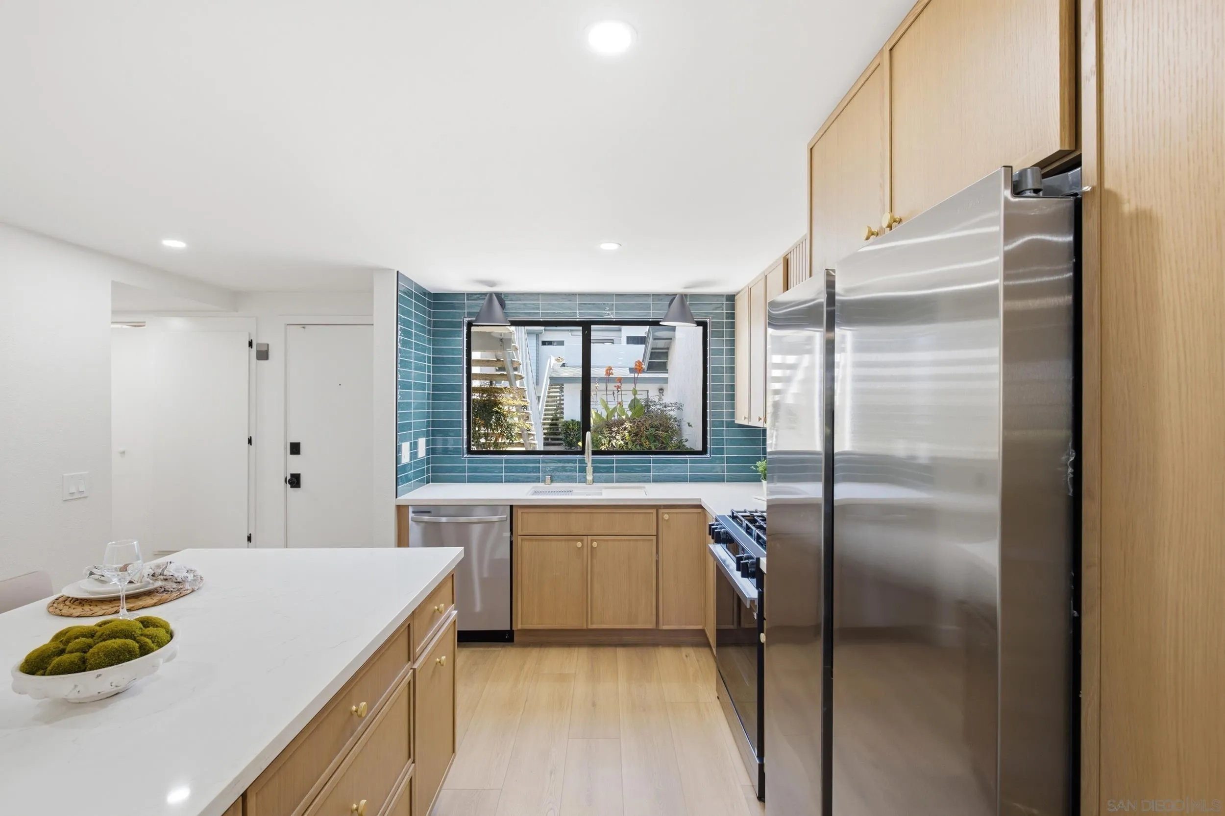 Photo #12: 260018612 Listing: Photo #12