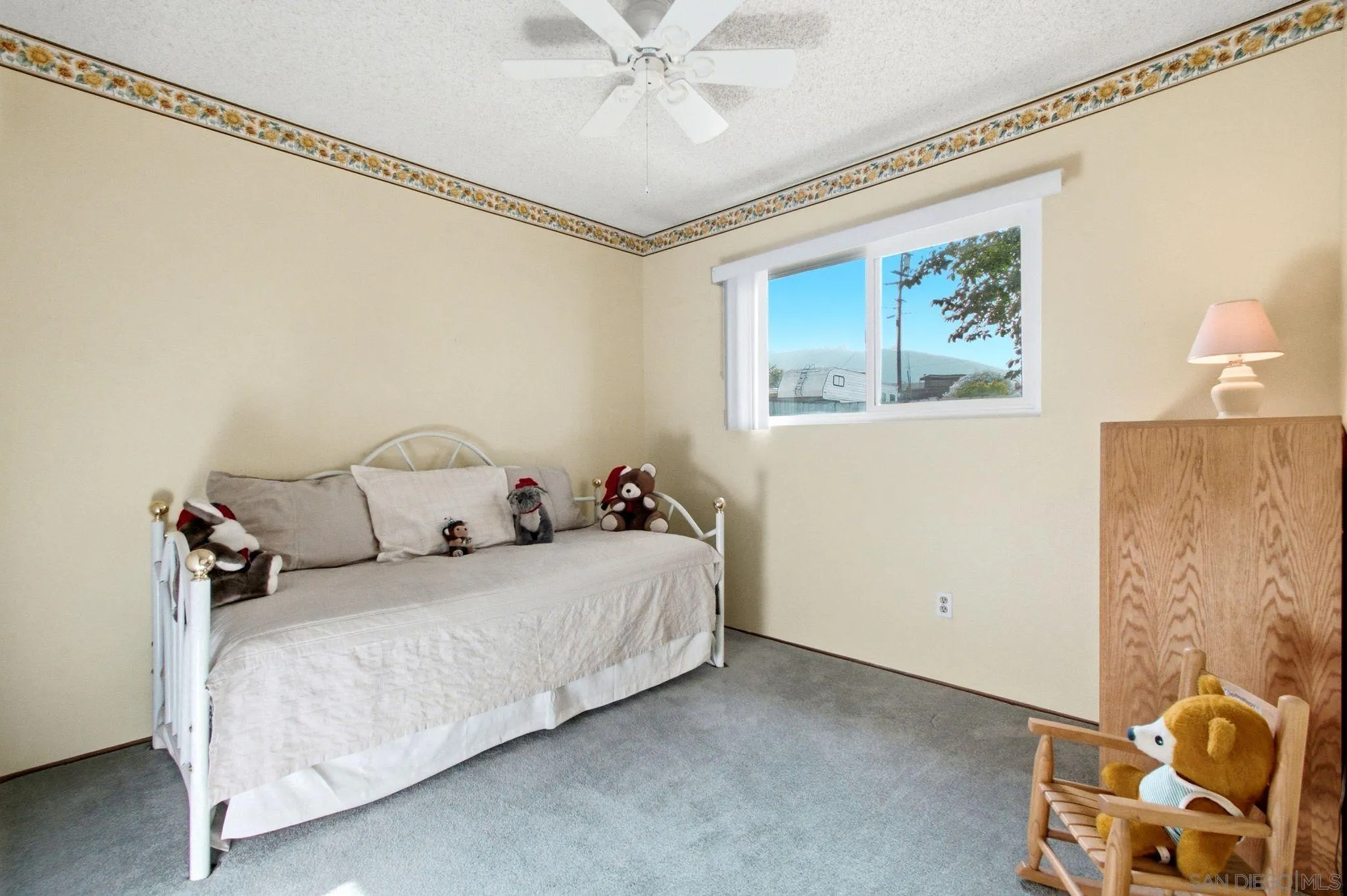 https://cdn.realtyfeed.com/cdn/127/260018615/1db05dc4a2bec47f8fd67833d8376c9c.webp
