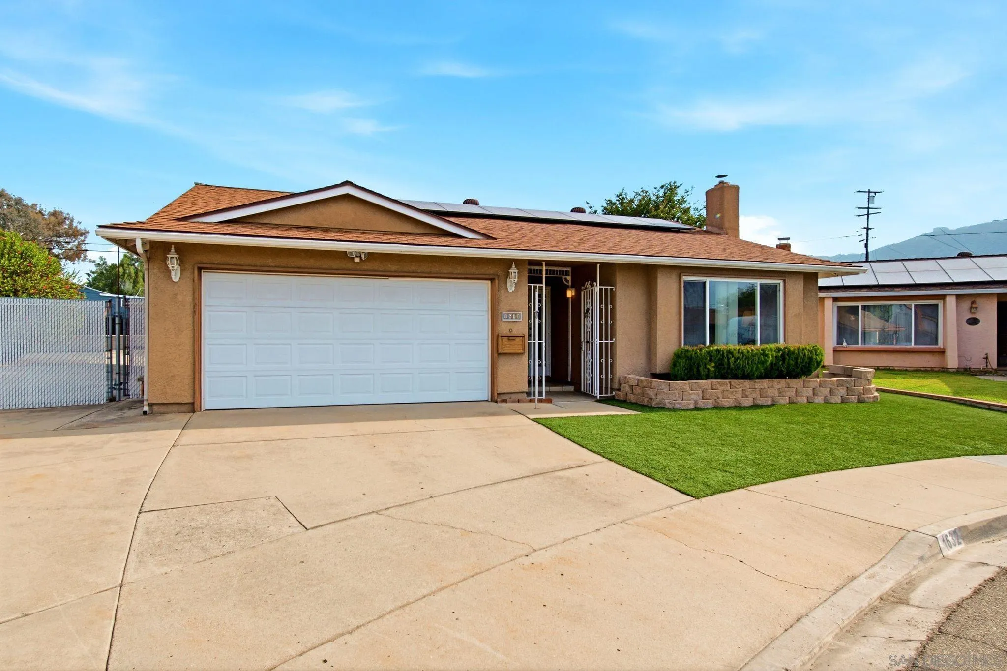 https://cdn.realtyfeed.com/cdn/127/260018615/46971f0bce5bbd4a5287abd82a901de9.webp