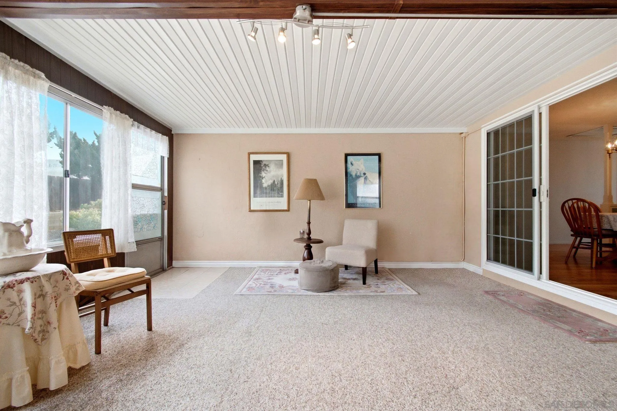 https://cdn.realtyfeed.com/cdn/127/260018615/7592370da5a2e0a872f88f2b4ef85aad.webp