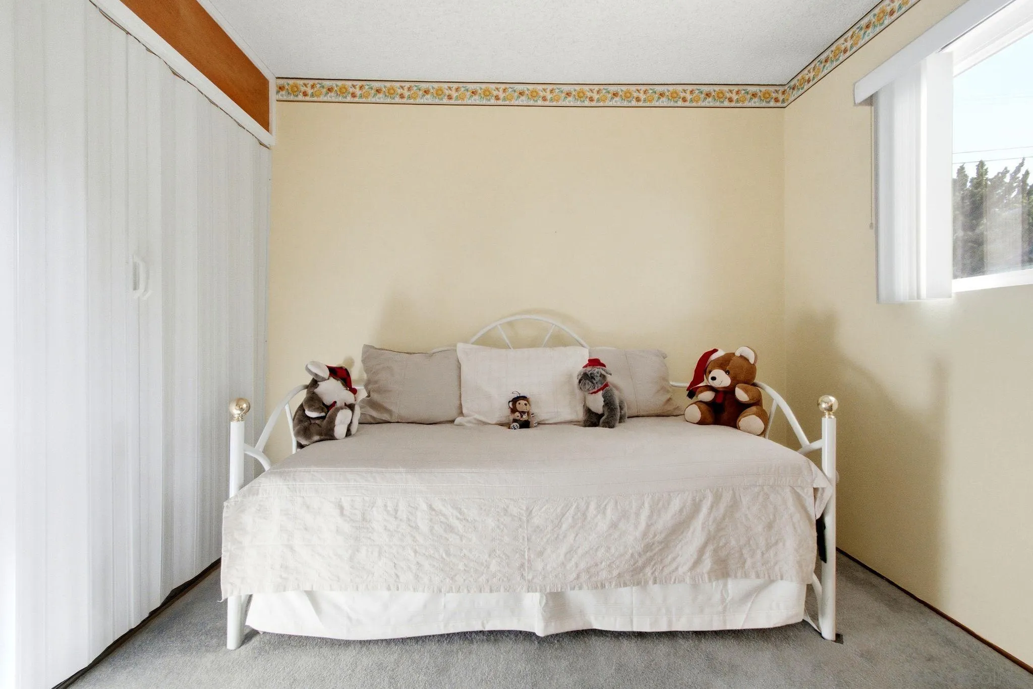 https://cdn.realtyfeed.com/cdn/127/260018615/aebaf496621857f17d8be2d06fbef5ef.webp
