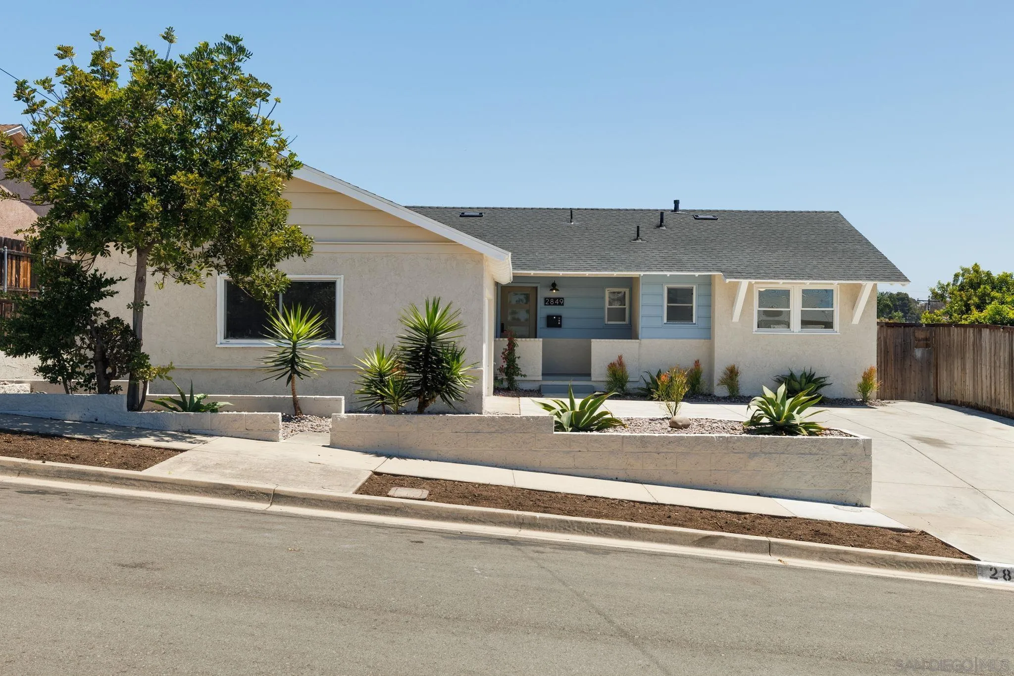 https://cdn.realtyfeed.com/cdn/127/260018620/69fc51094a4fdd857133b8a274fa1438.webp