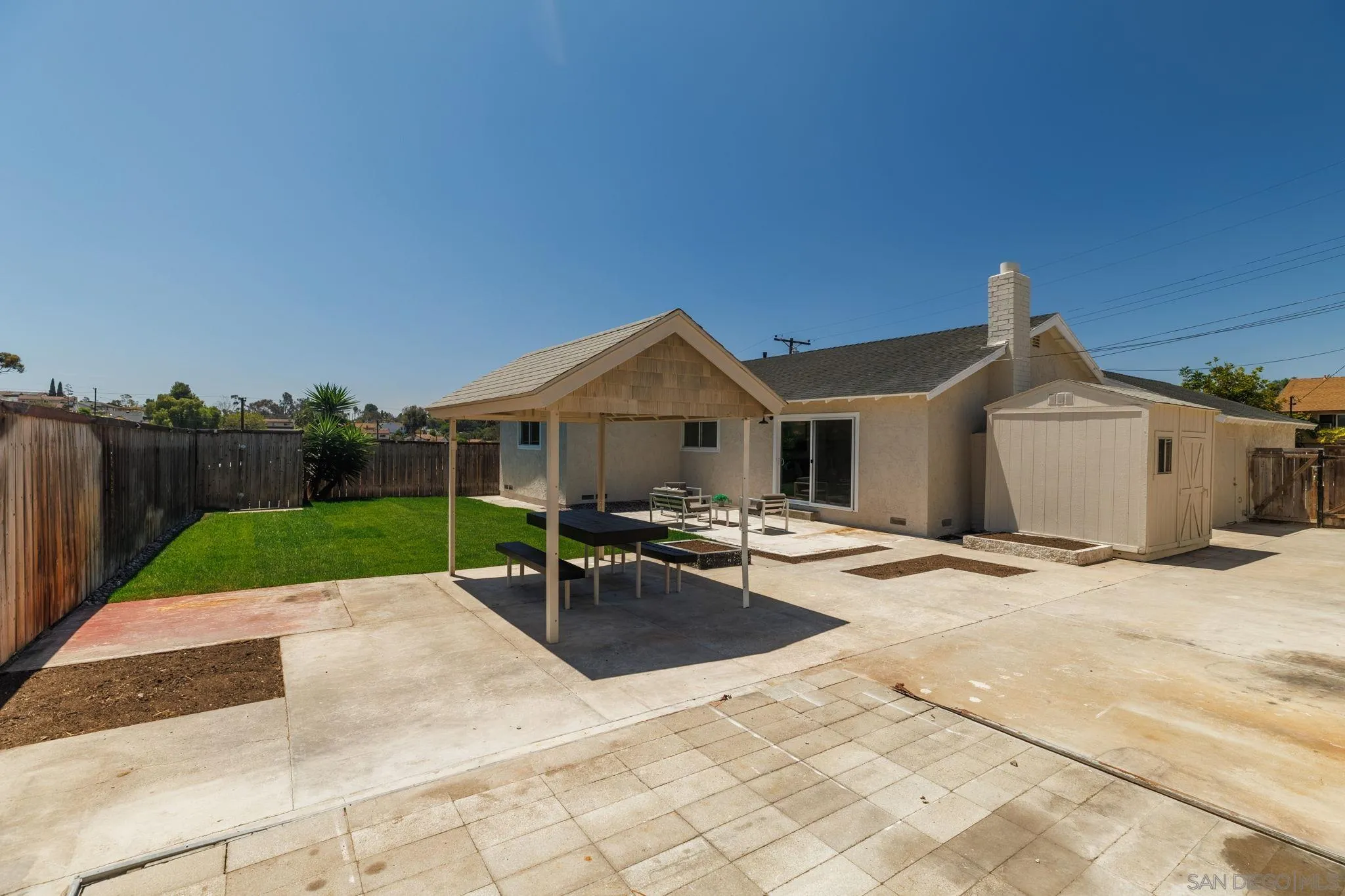 https://cdn.realtyfeed.com/cdn/127/260018620/f4abc10e40a96279cd18abb1d99b8198.webp