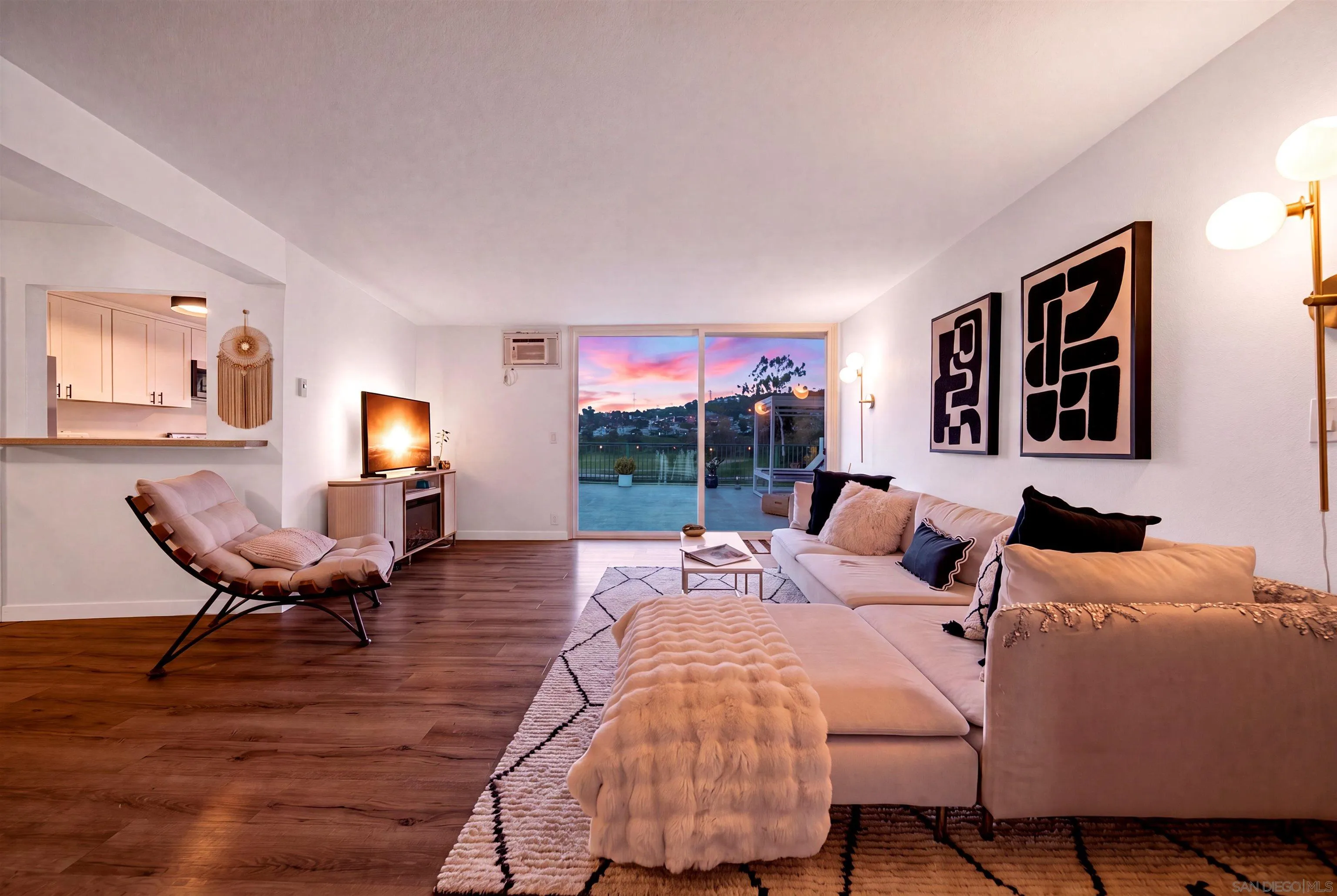 Photo #17: 260018623 Listing: Photo #17