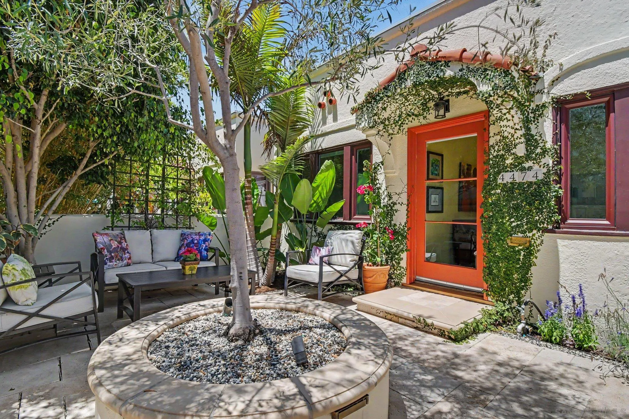 https://cdn.realtyfeed.com/cdn/127/260018626/7c957c37c43228cd1b75f282b81b83ba.webp
