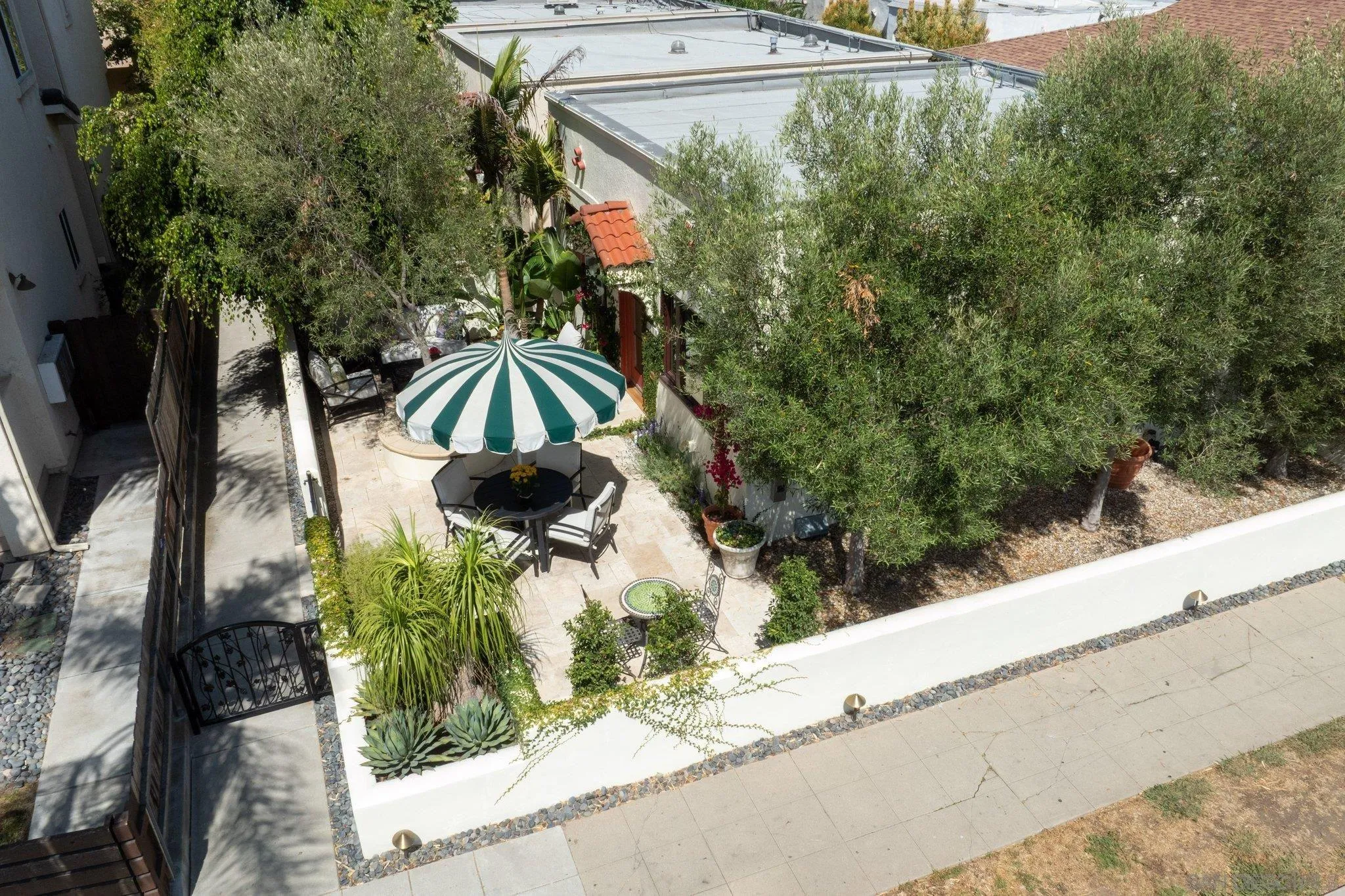 https://cdn.realtyfeed.com/cdn/127/260018626/907abd29cc685366092fe015d11b6684.webp