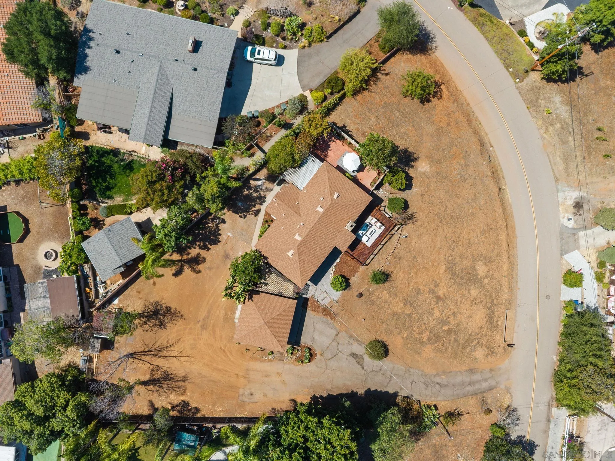https://cdn.realtyfeed.com/cdn/127/260018628/60de64781794ecc4ed04c1367cb1bbab.webp