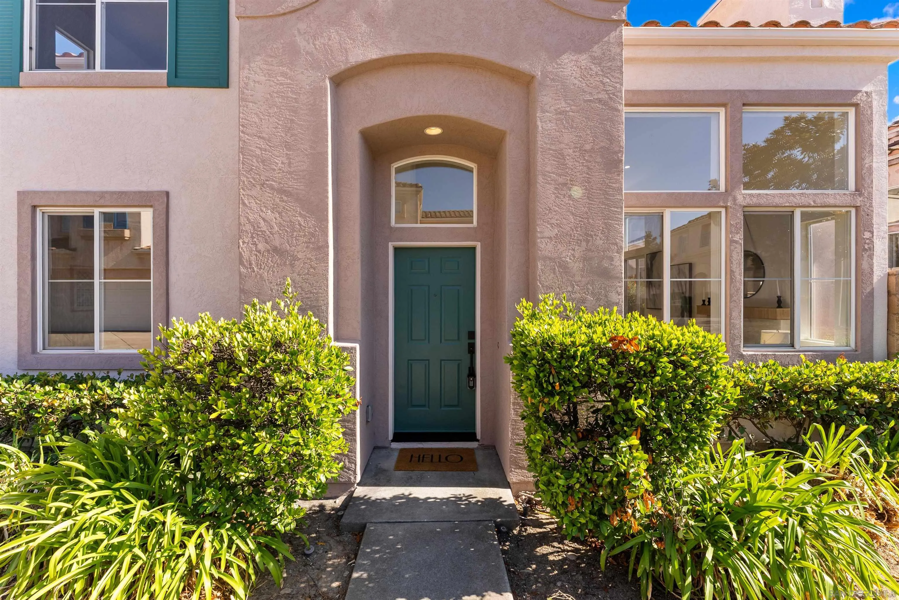 Photo #8: 260018631 Listing: Photo #8