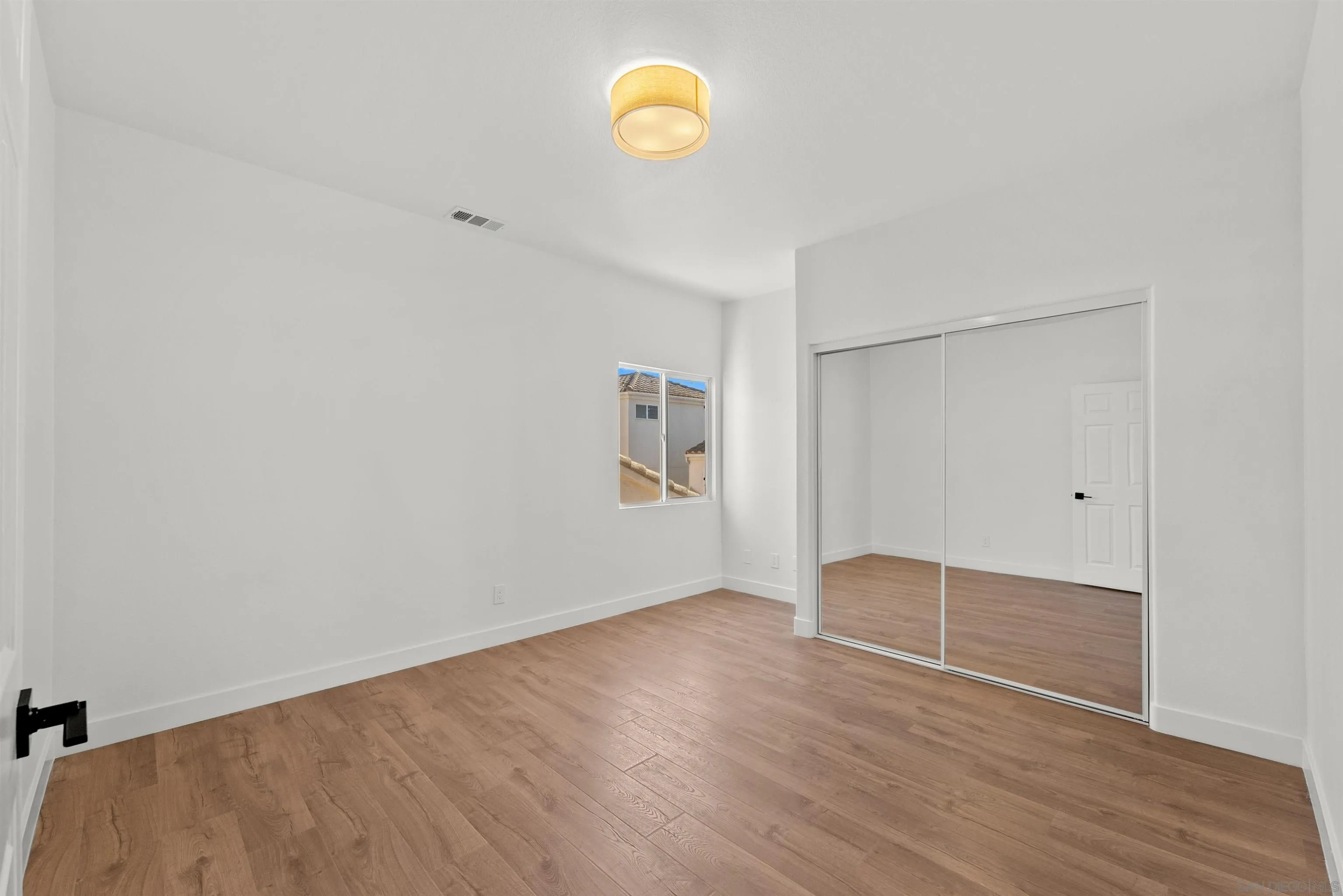 Photo #26: 260018631 Listing: Photo #26