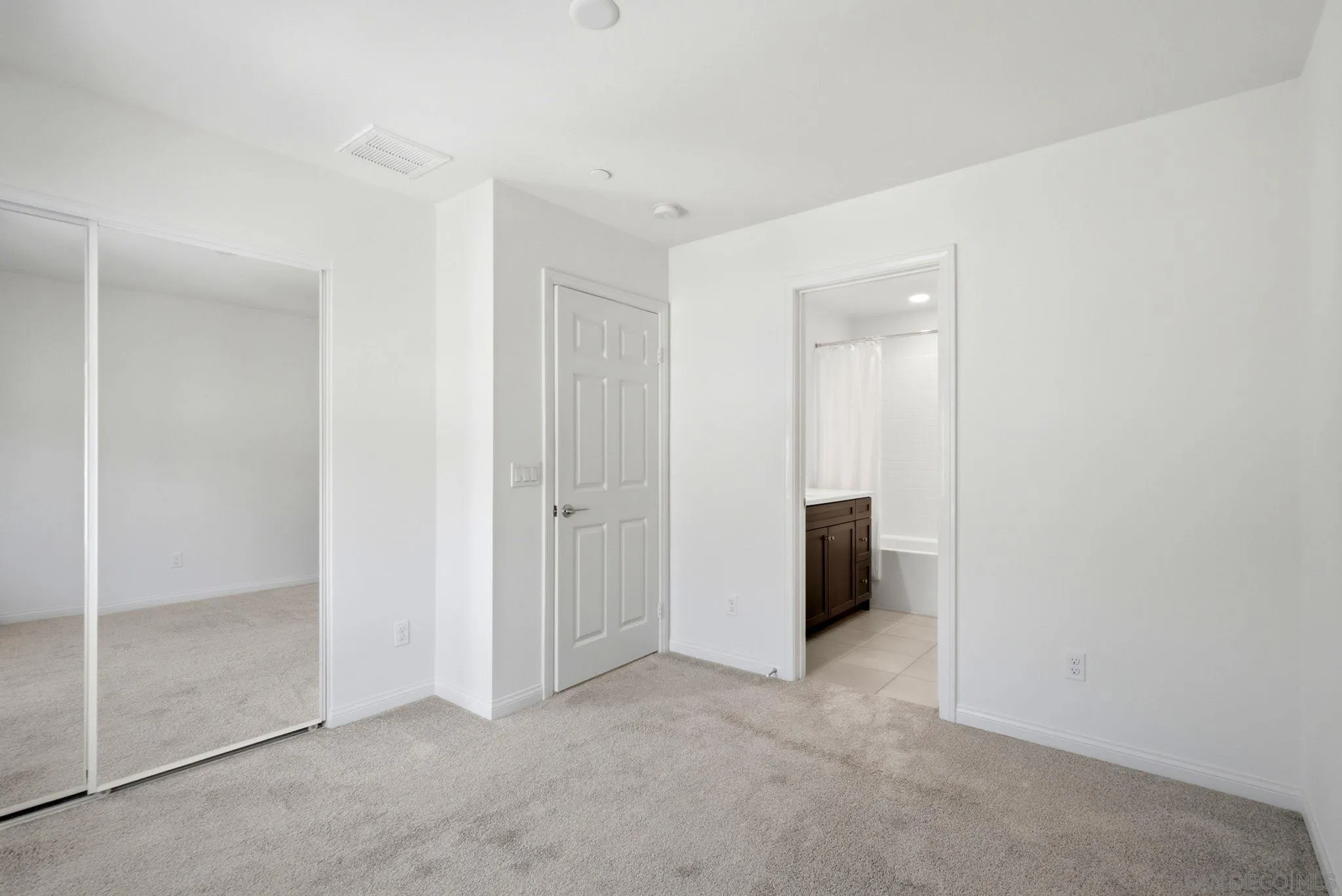 Photo #20: 260018632 Listing: Photo #20