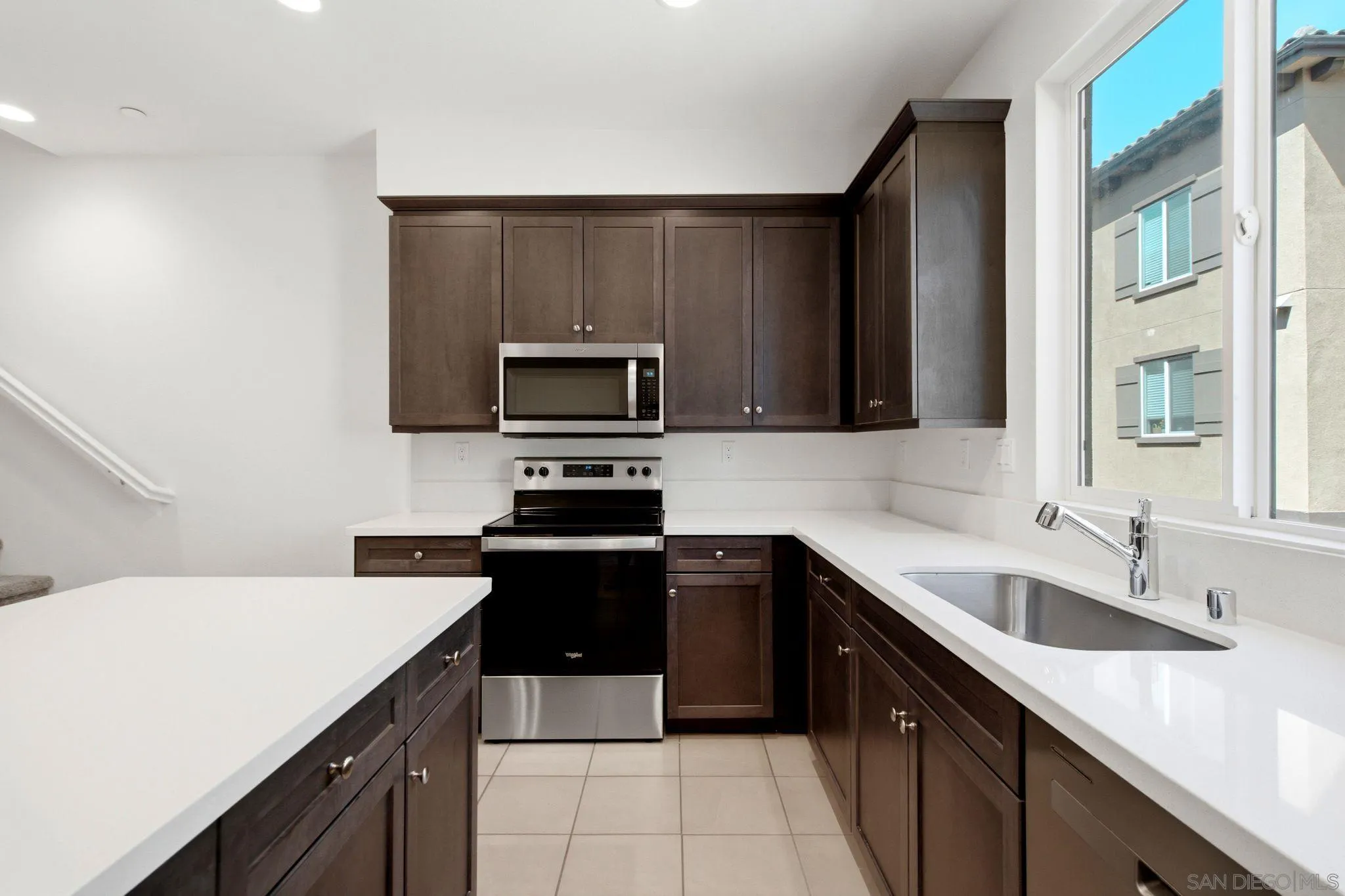 Photo #9: 260018632 Listing: Photo #9