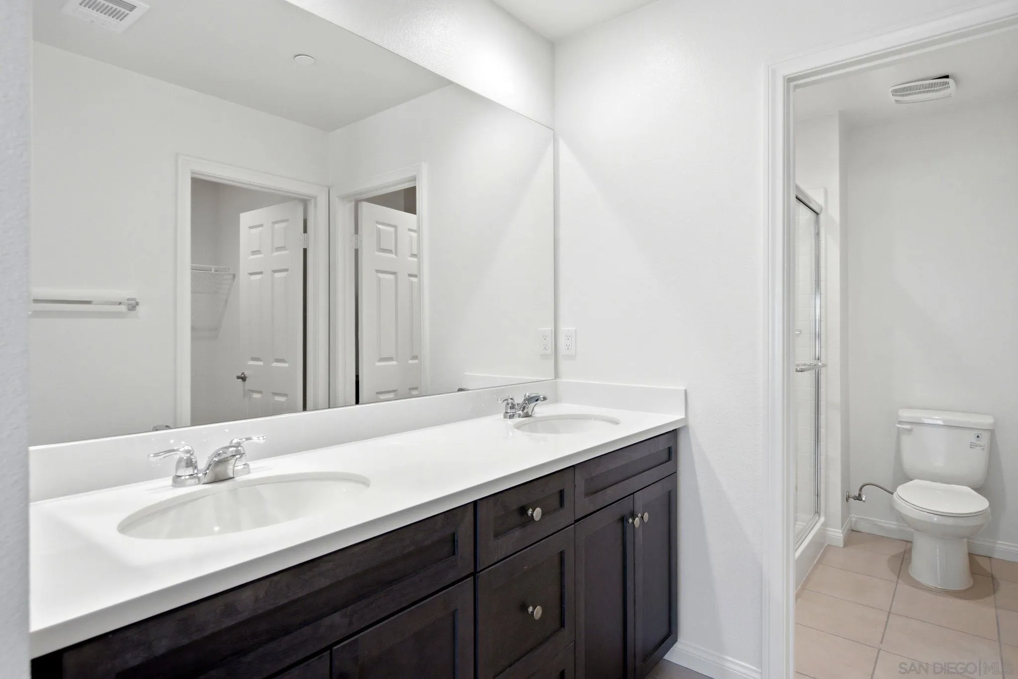 Photo #13: 260018632 Listing: Photo #13