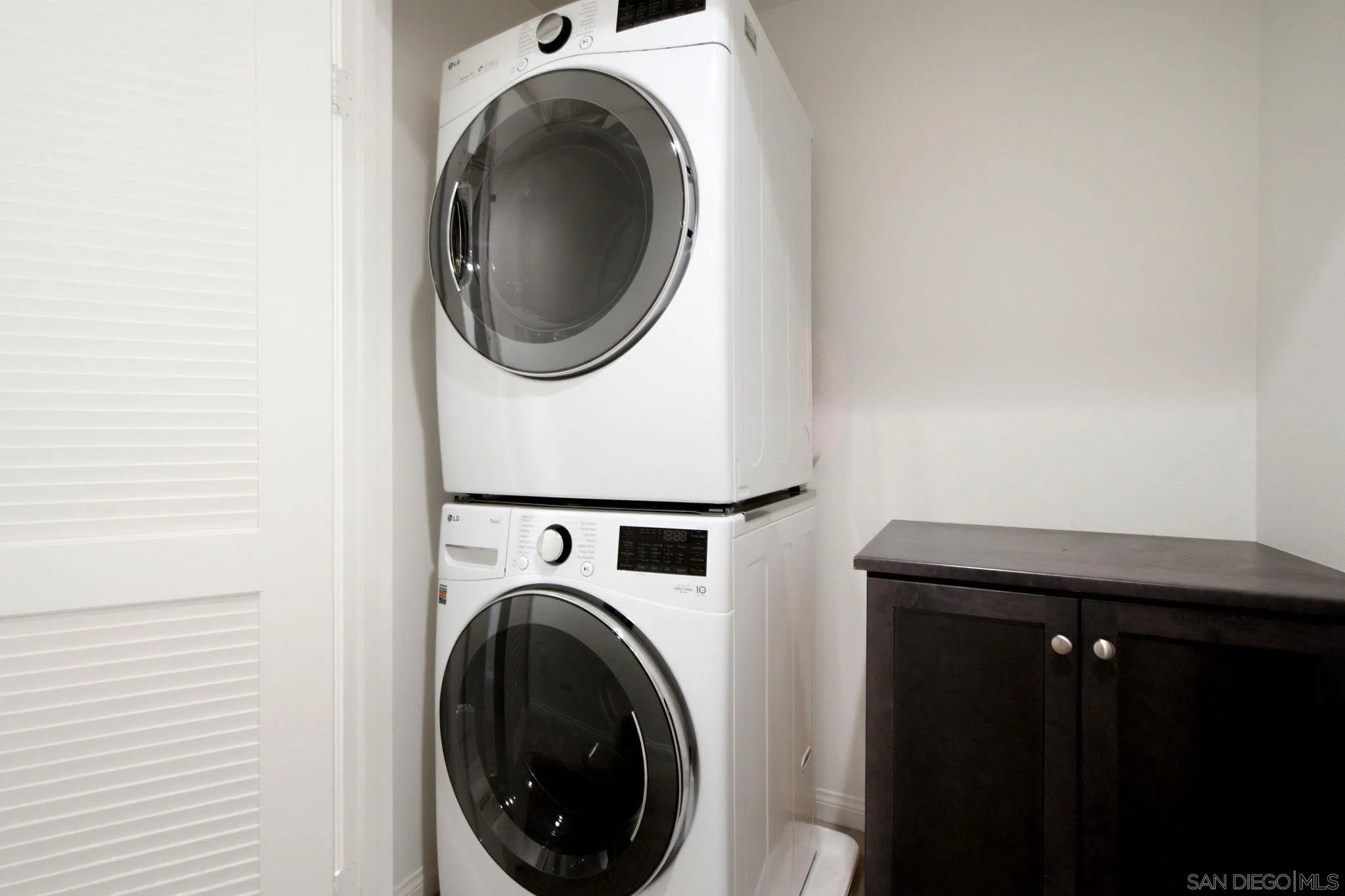 Photo #10: 260018632 Listing: Photo #10