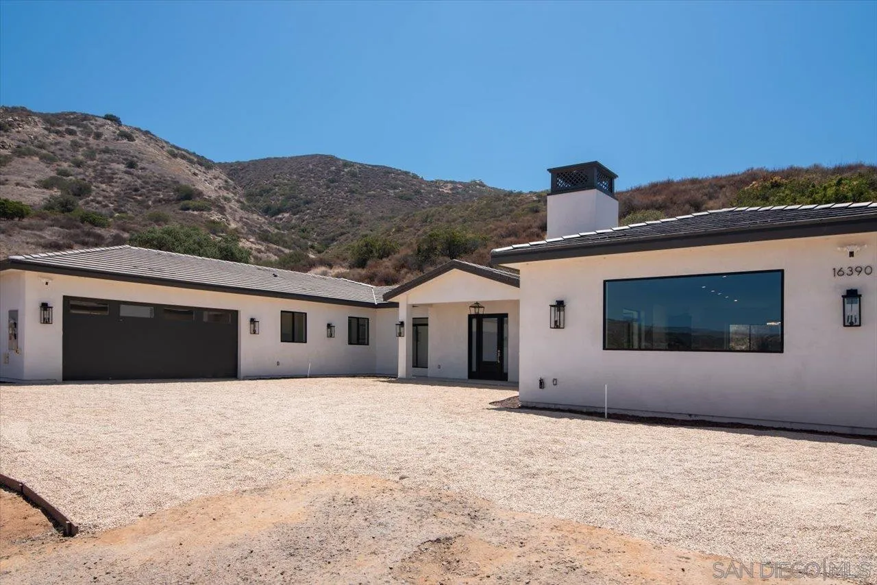 16390 Via Justina Real, Escondido, CA 92025 - Photo 2 of 34, Escondido, CA