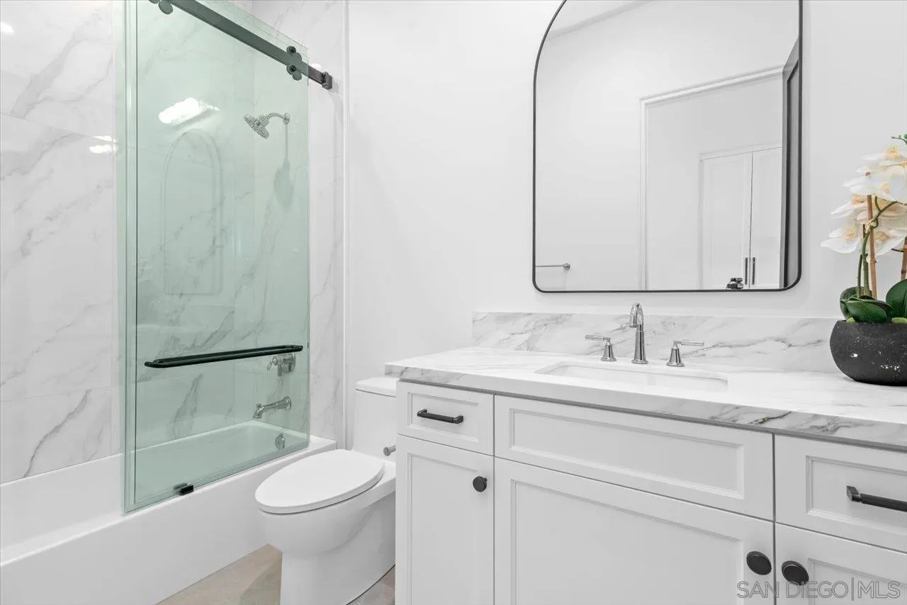 https://cdn.realtyfeed.com/cdn/127/260018633/57b1f6ee6ca6fc6bf59a1df2404ad90c.webp