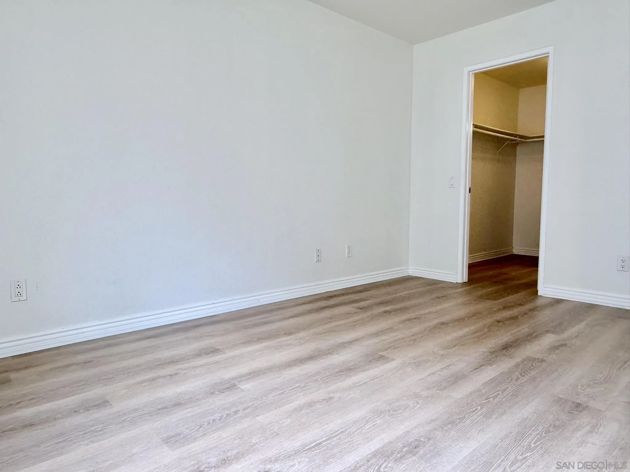 Photo #25: 260018635 Listing: Photo #25
