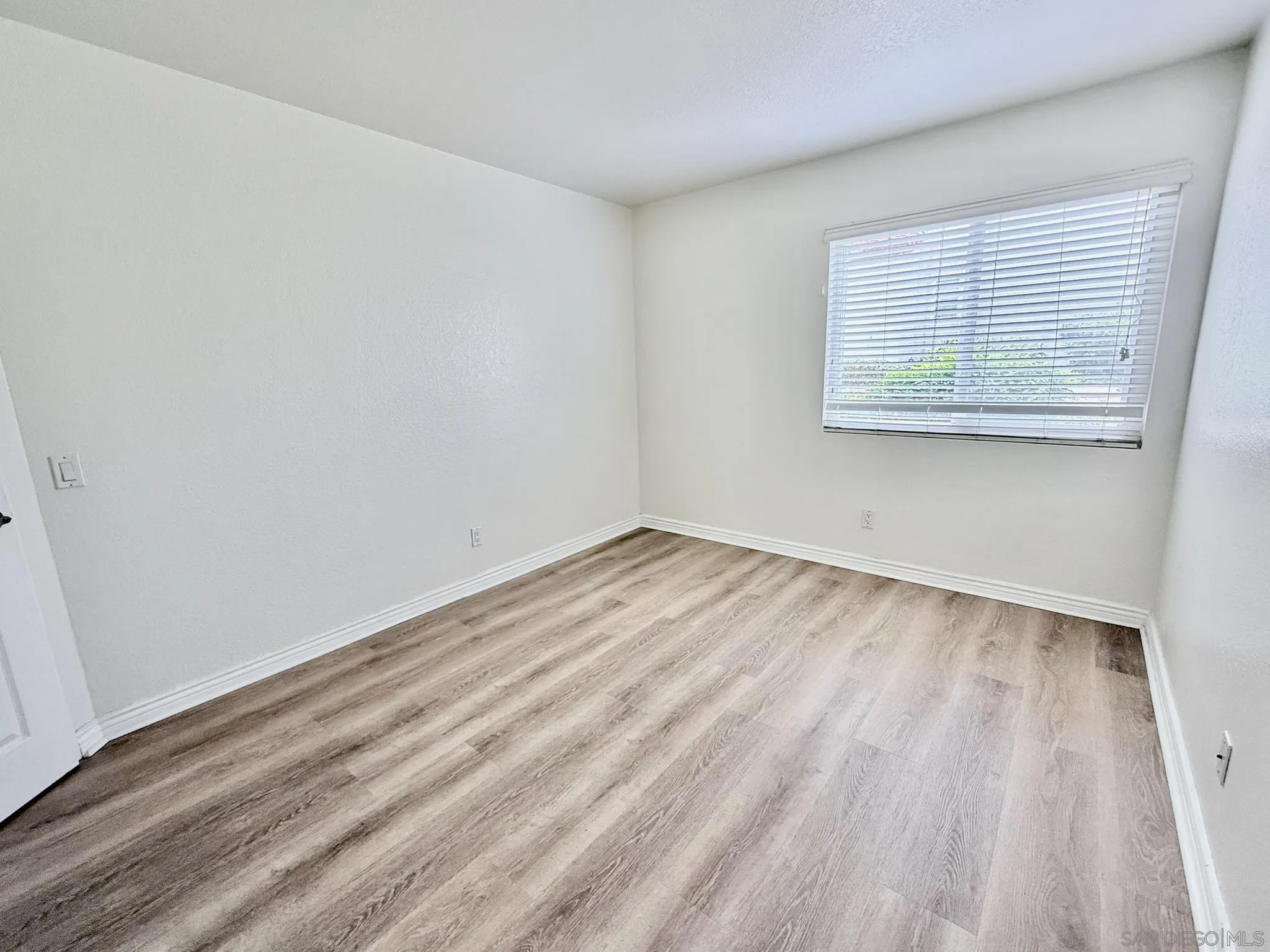 Photo #20: 260018635 Listing: Photo #20