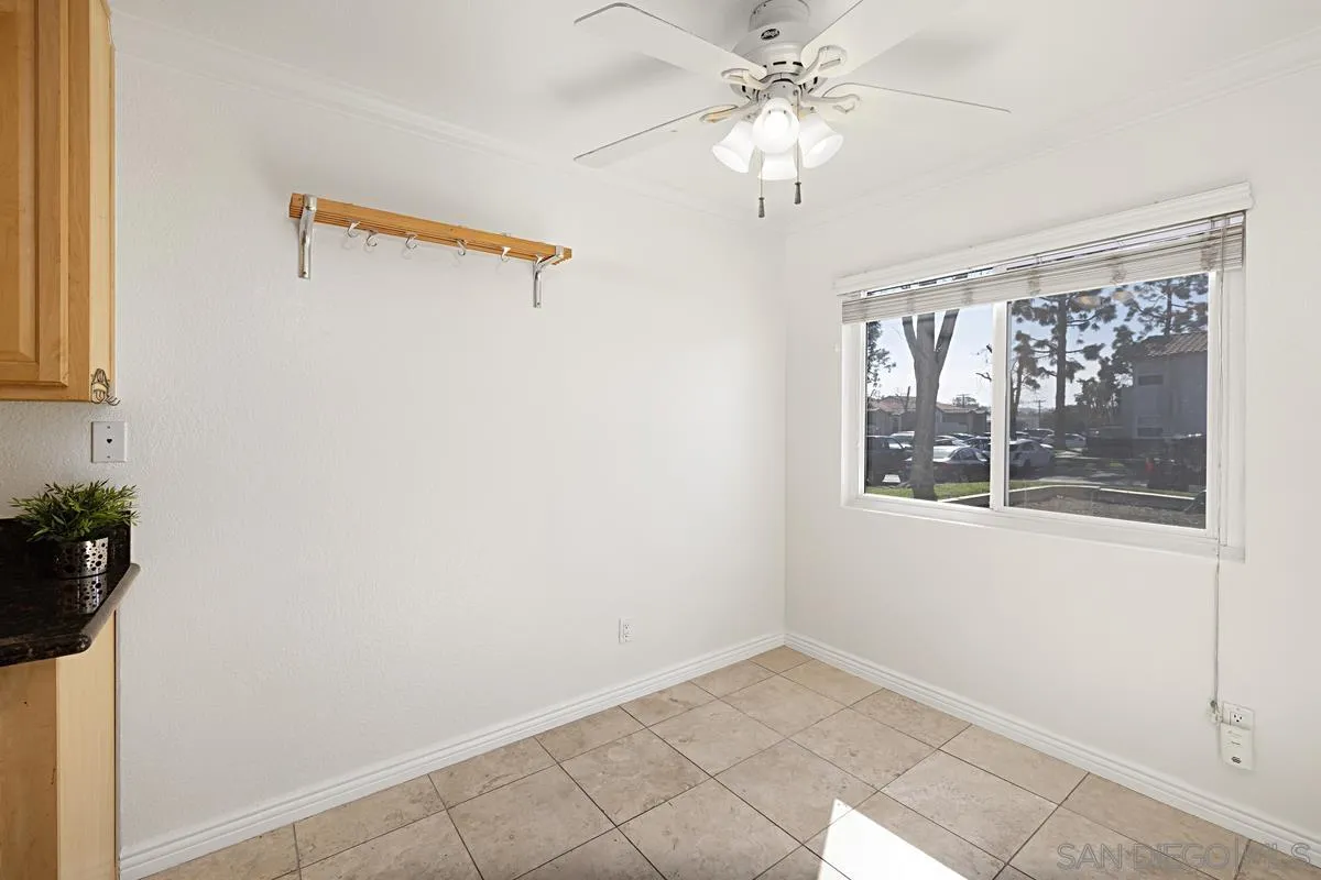Photo #13: 260018635 Listing: Photo #13