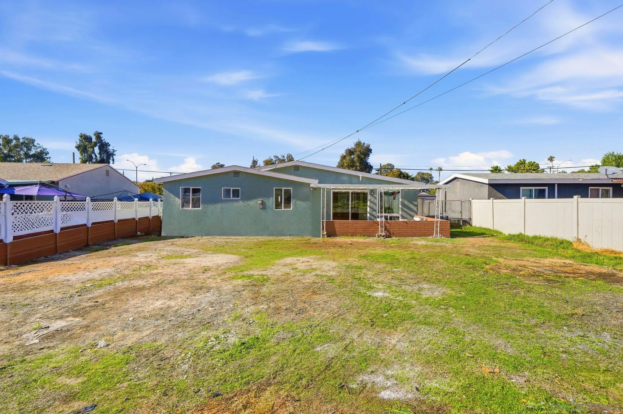 https://cdn.realtyfeed.com/cdn/127/260018639/6bce6b162a7a14421d009c25dfe1df0d.webp