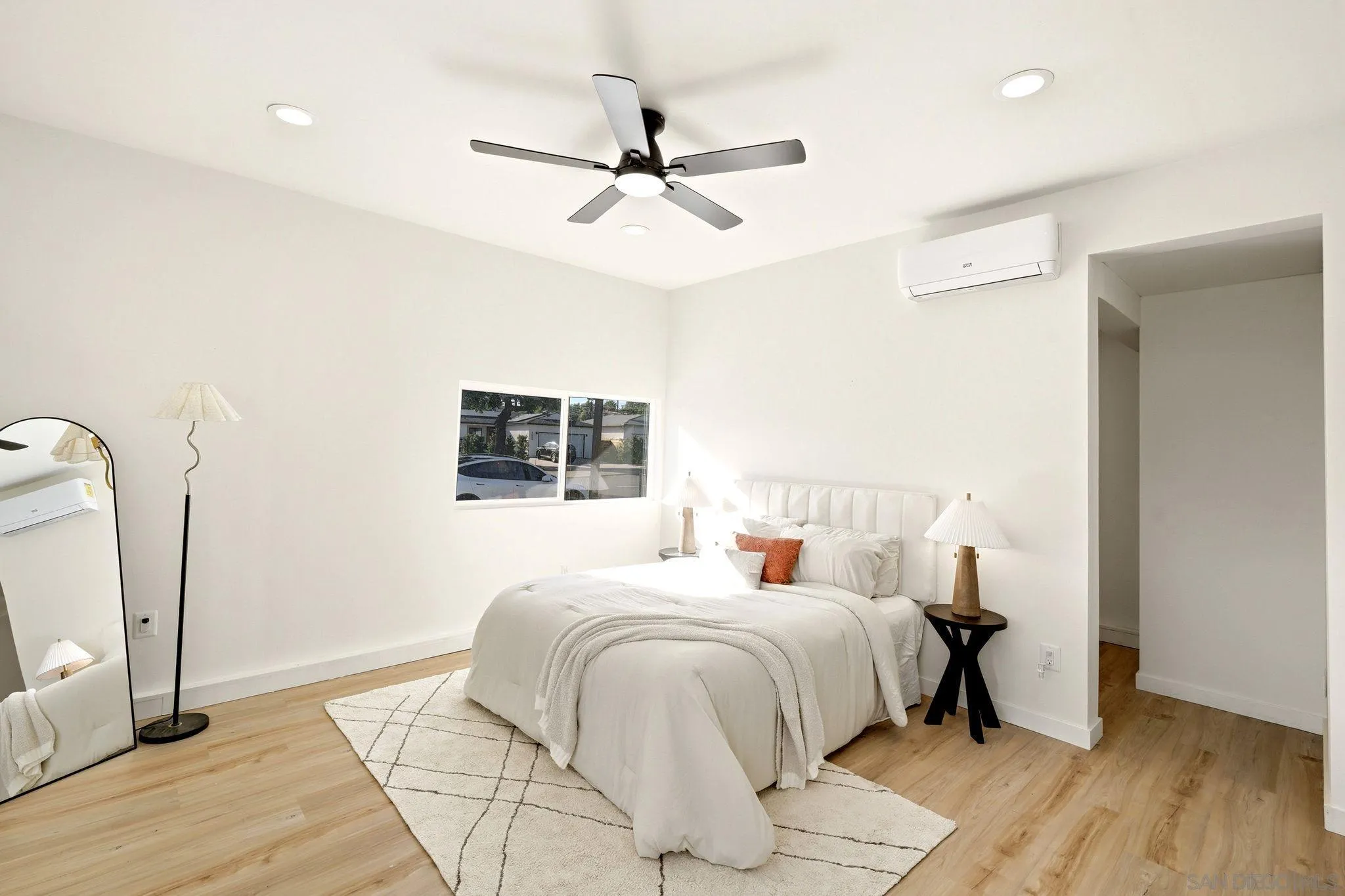 https://cdn.realtyfeed.com/cdn/127/260018639/f12bf771a74e76a67b768728e5f0e2ca.webp