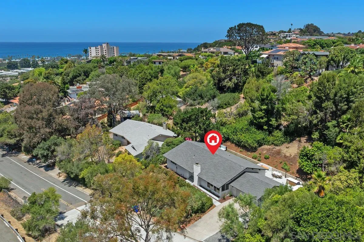 2586 Azure Coast Dr, La Jolla, CA 92037 - Photo 2 of 46, La Jolla, CA