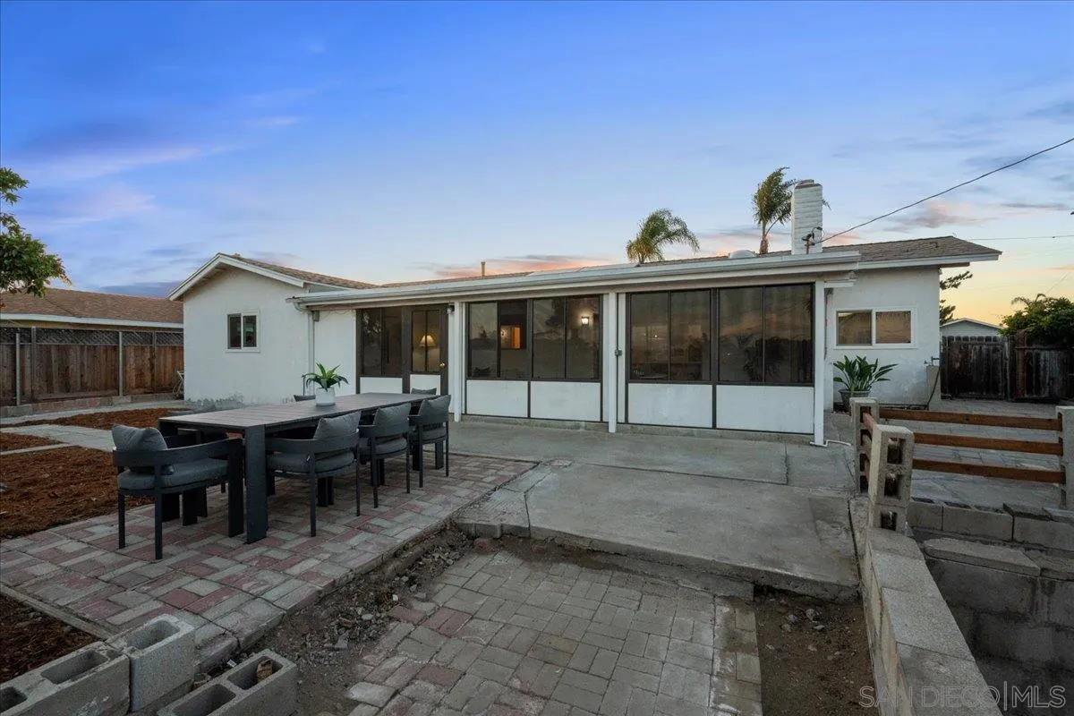 https://cdn.realtyfeed.com/cdn/127/260018648/1873f398f38cc3ea5c2e59f3d345ffb3.webp