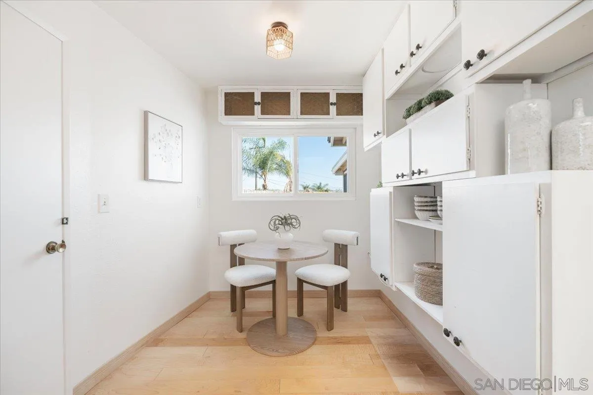 https://cdn.realtyfeed.com/cdn/127/260018648/6e4ce9310d9e916be331bb4e4c635fde.webp