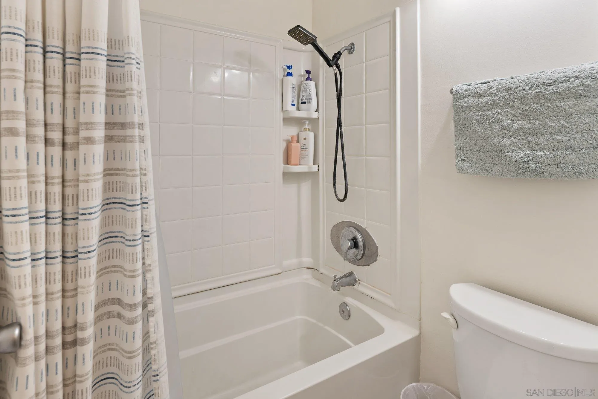 Photo #16: 260018651 Listing: Photo #16