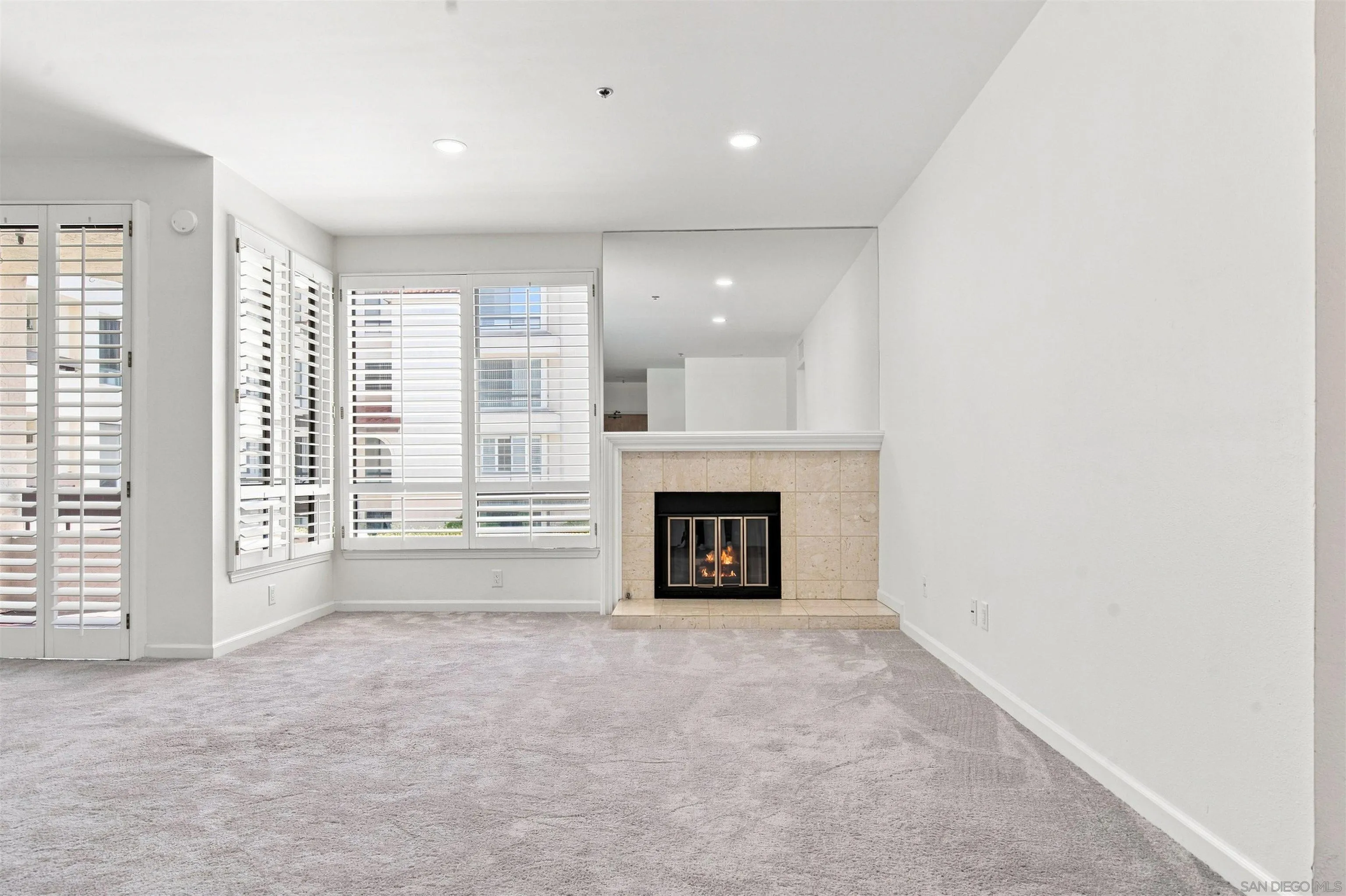 Photo #2: 260018655 Listing: Photo #2
