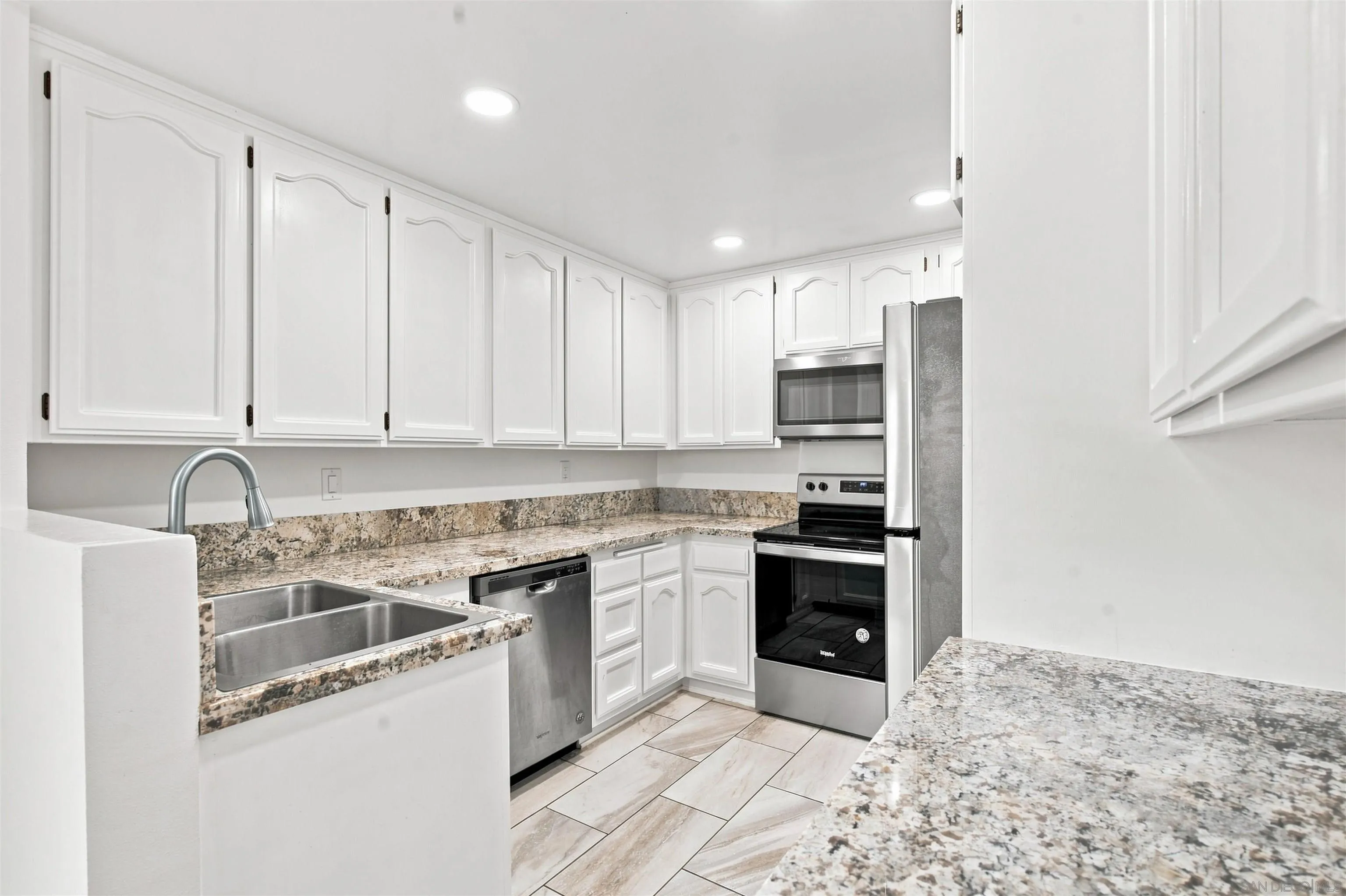 Photo #10: 260018655 Listing: Photo #10