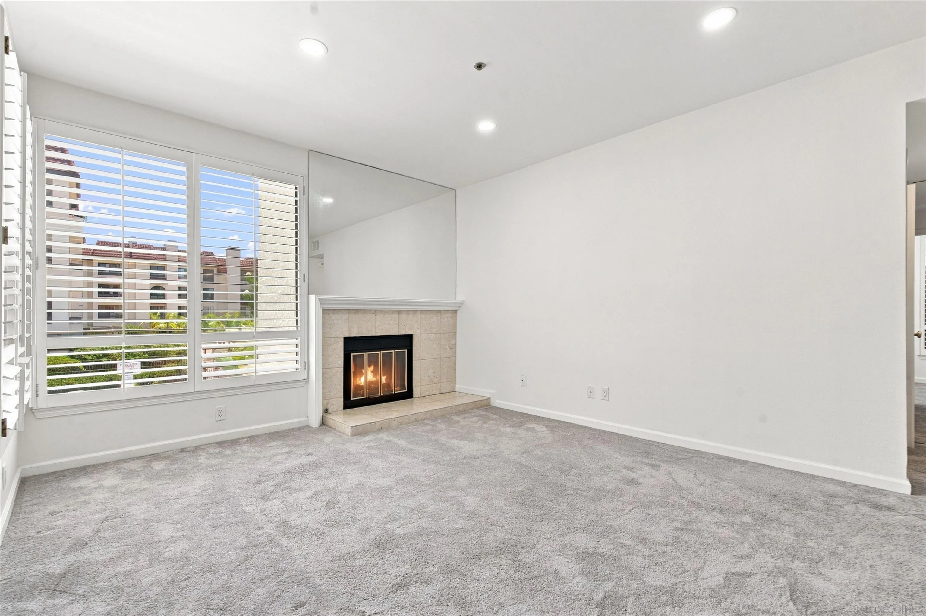 Photo #3: 260018655 Listing: Photo #3