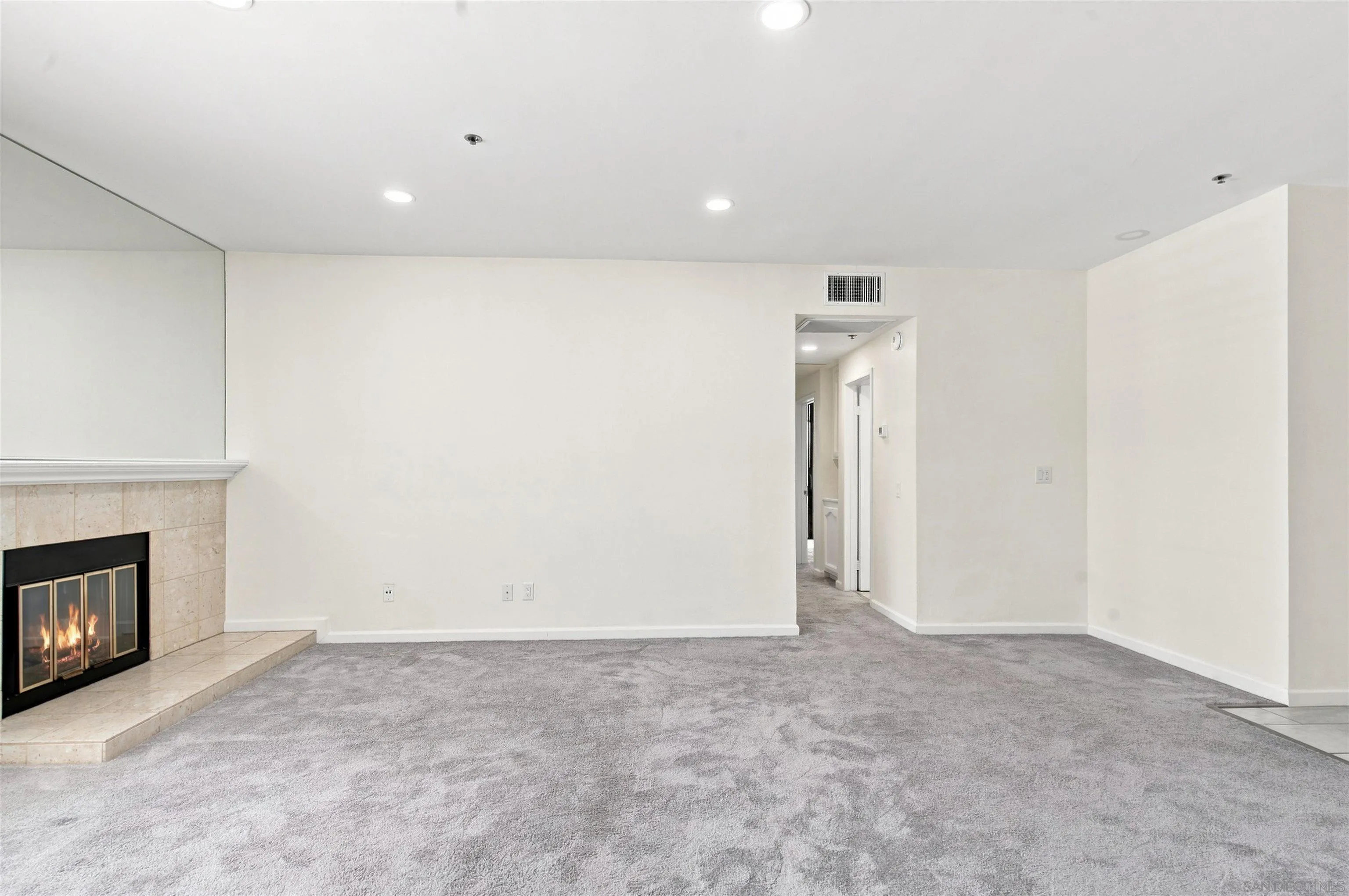 Photo #13: 260018655 Listing: Photo #13