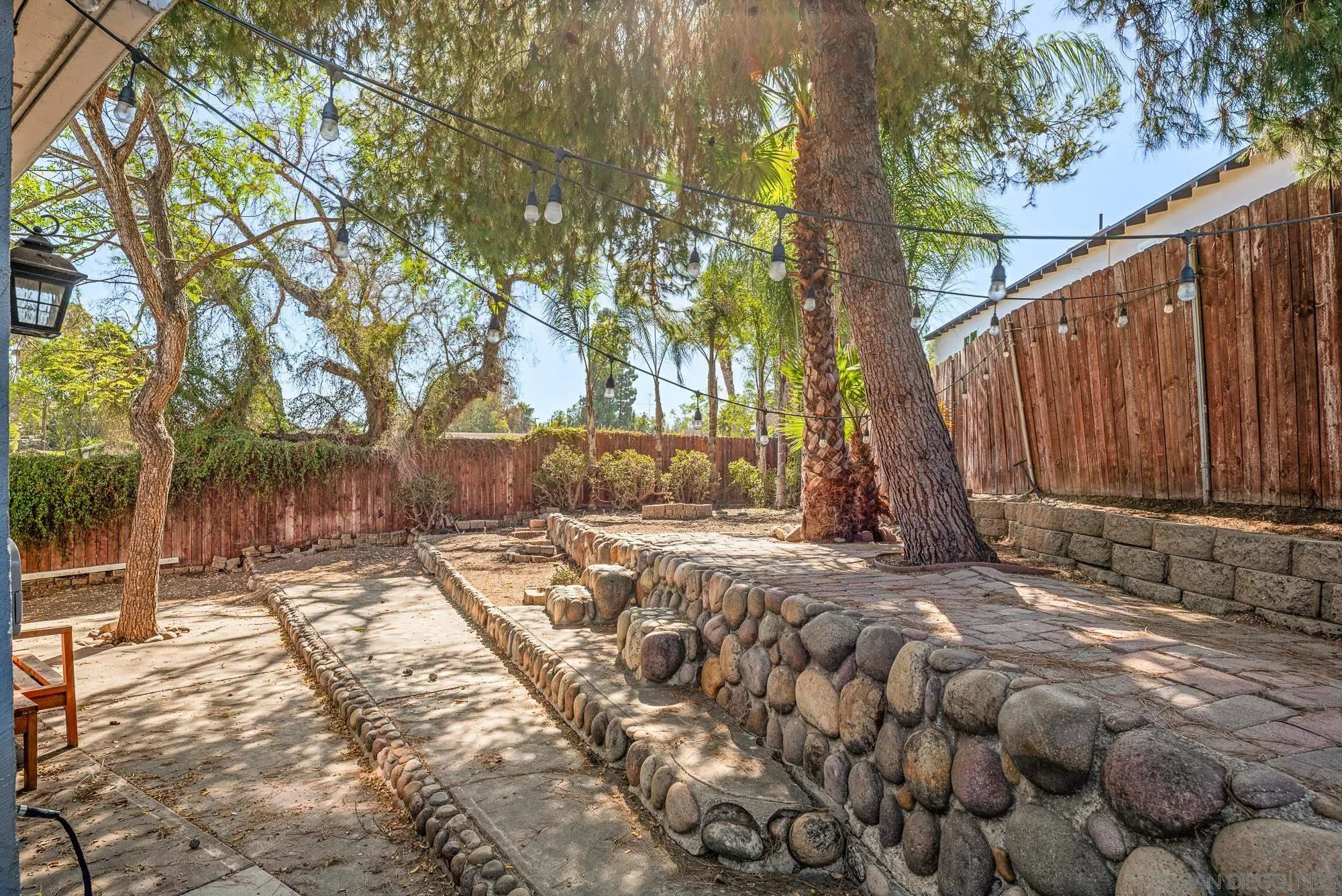 https://cdn.realtyfeed.com/cdn/127/260018656/103489a94ffa0ceeec82a72b66e345ca.webp