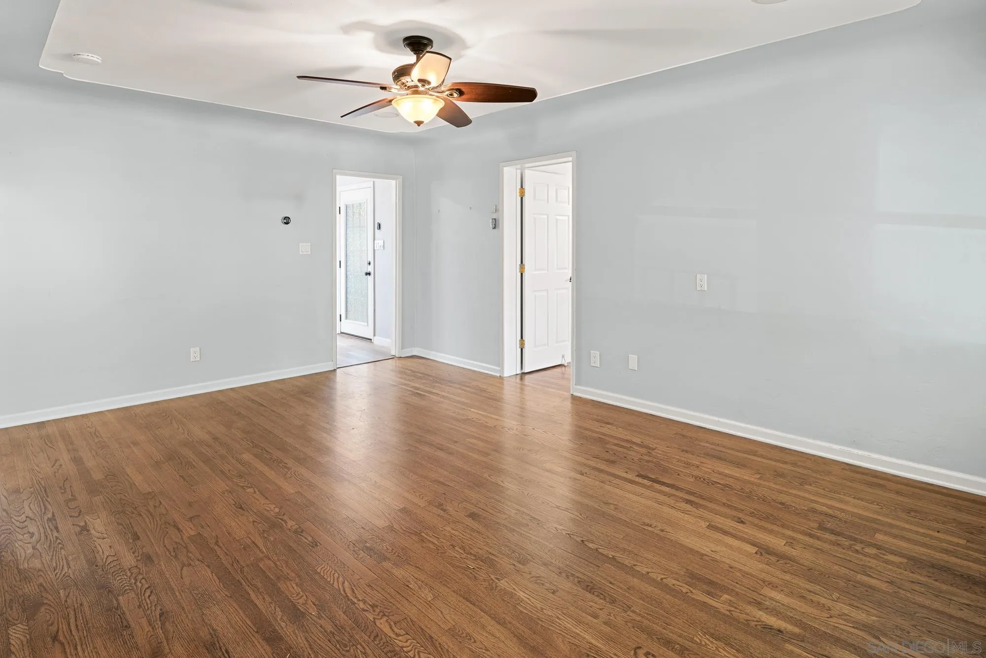 https://cdn.realtyfeed.com/cdn/127/260018656/367bbaf5b567298c98d33f7fec0f03d0.webp