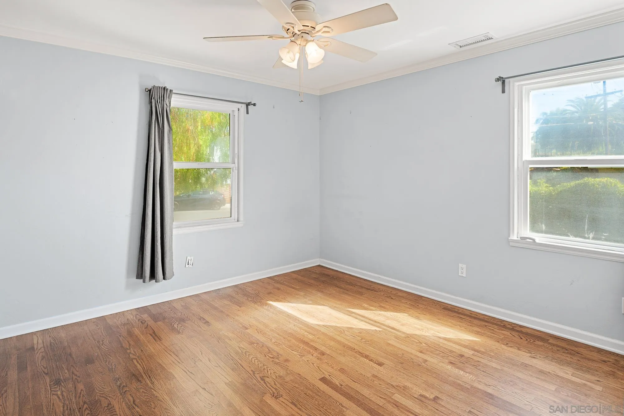https://cdn.realtyfeed.com/cdn/127/260018656/92b0630a262de44e57d1d43945db1c7a.webp